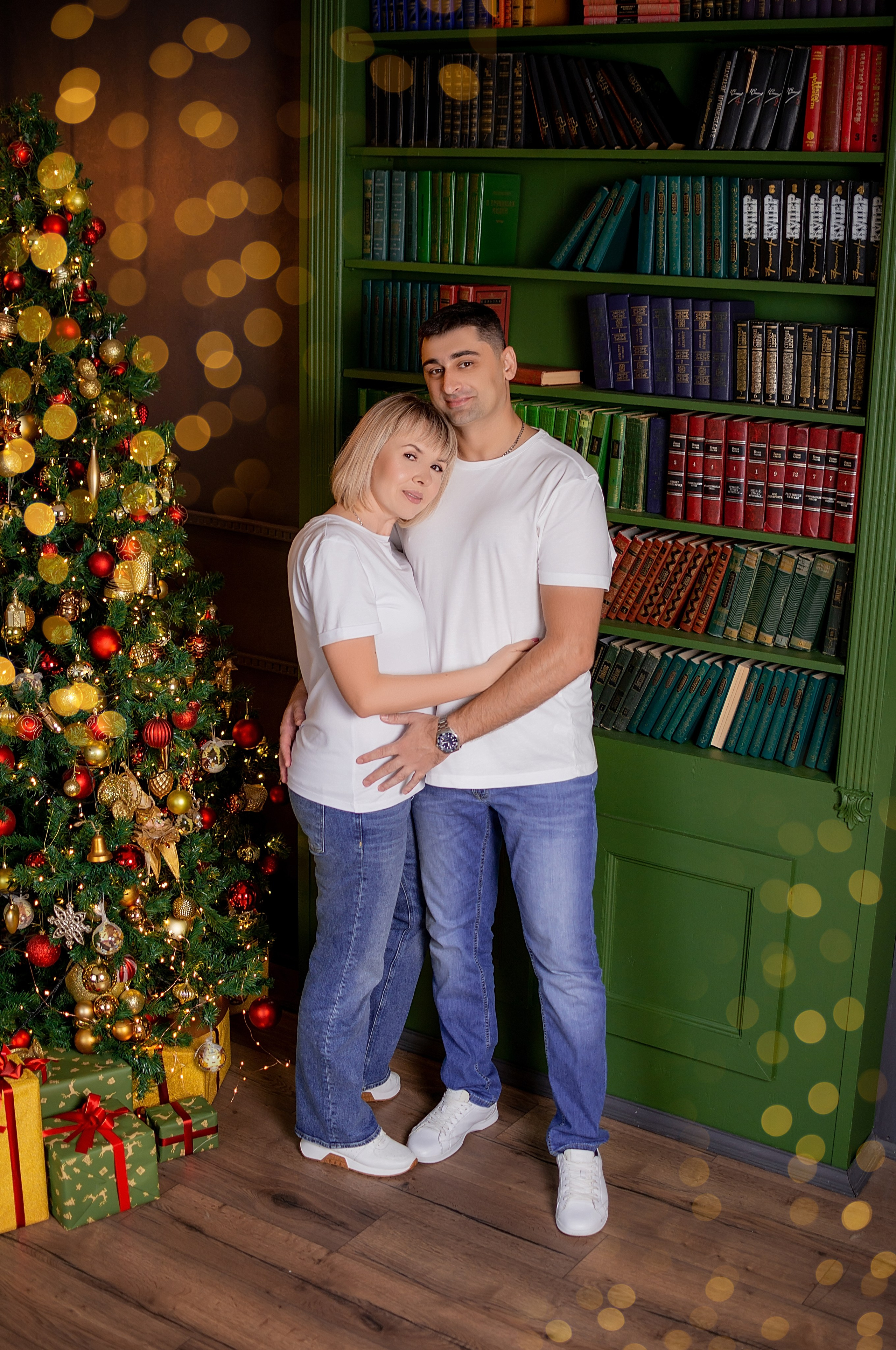 Новогодняя семейная фотосессия в Краснодаре 2023-2024. Фотограф новорожденных Краснодар Малышенко Надежда