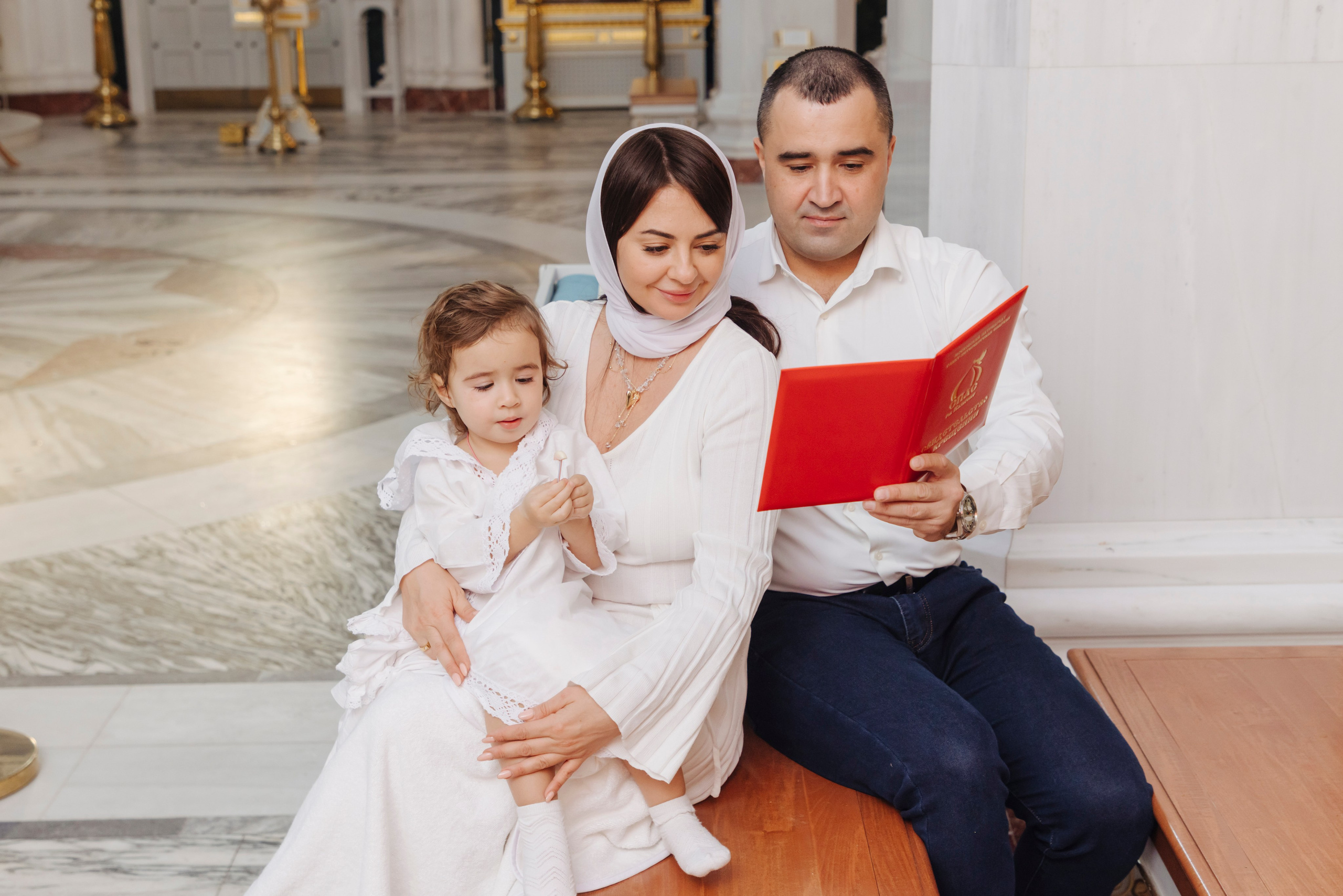 Крещение церковь Спас на Каменке. Фотограф на крещение в Санкт Петербурге