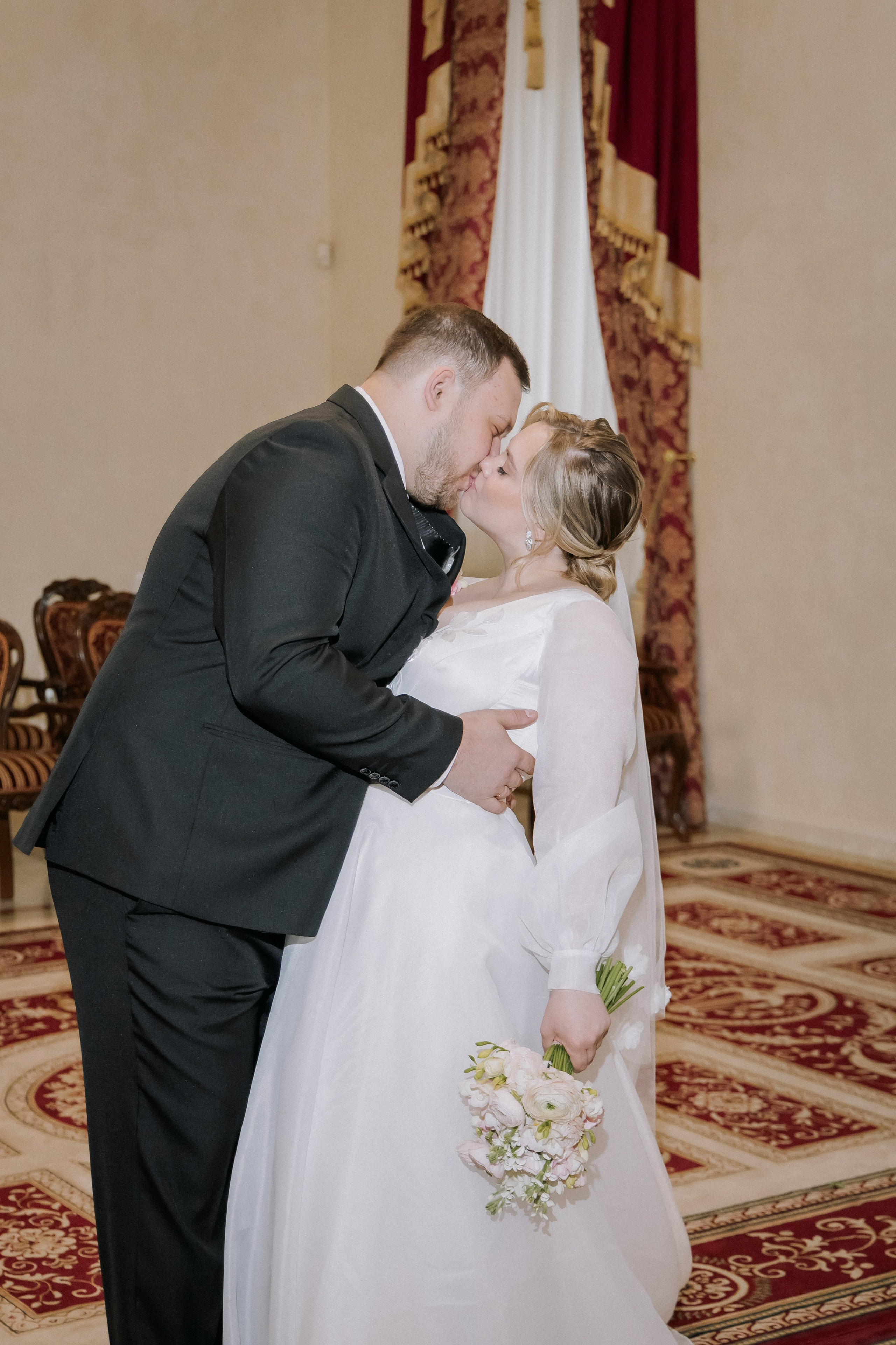 Анастасия и Сергей. Свадебная прогулка. Свадебная фотография. Арина Рубах