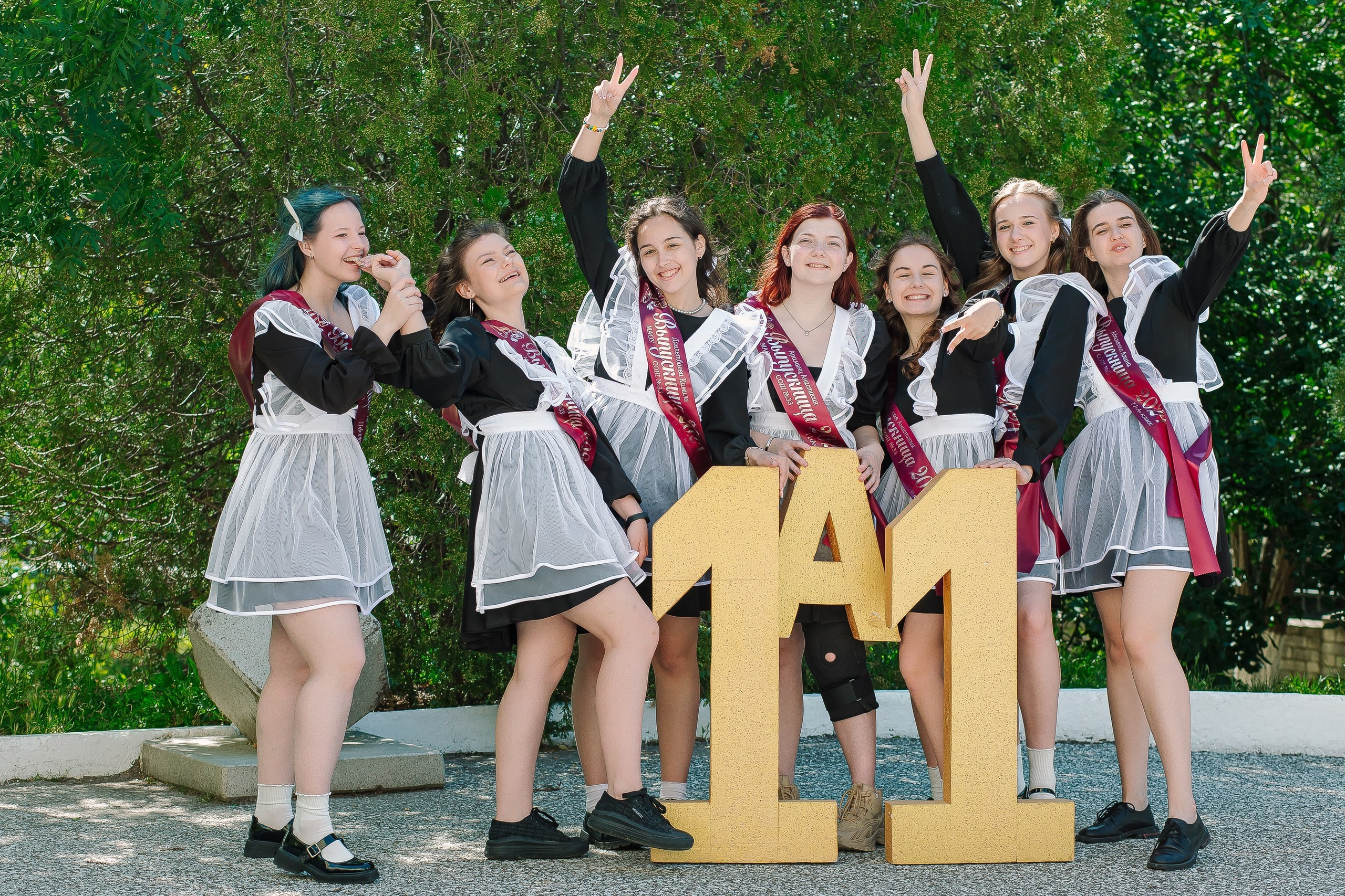 11 класс 33 школа. Выпускные альбомы Натальи Бутко: Новороссийск, Анапа, Геленджик