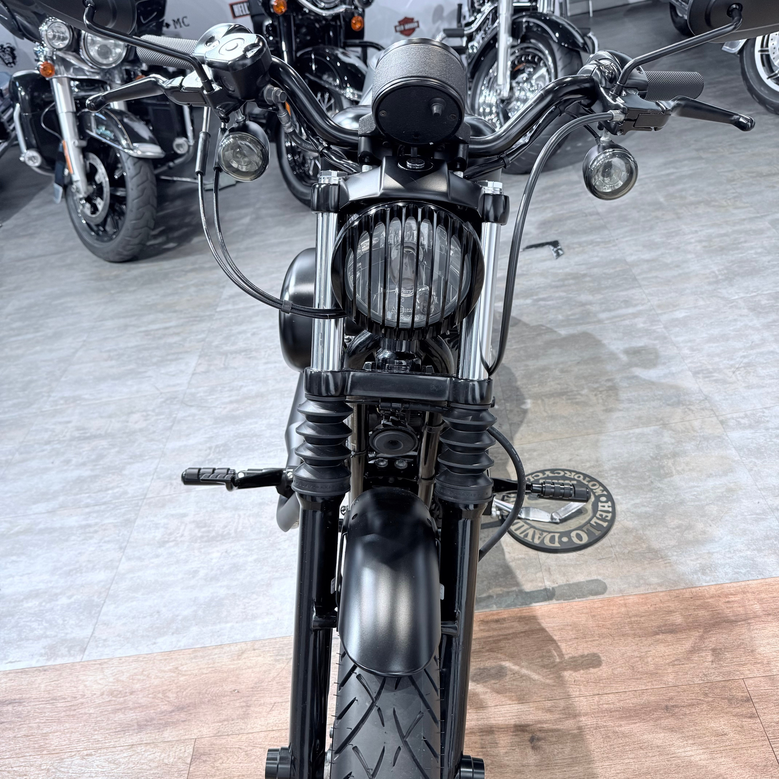Купить Harley-Davidson 2013 Sportster Forty-Еight 883 (Softail/Dyna) — подробнее на сайте. Hello Davidson, Москва. Только хорошие мотоц