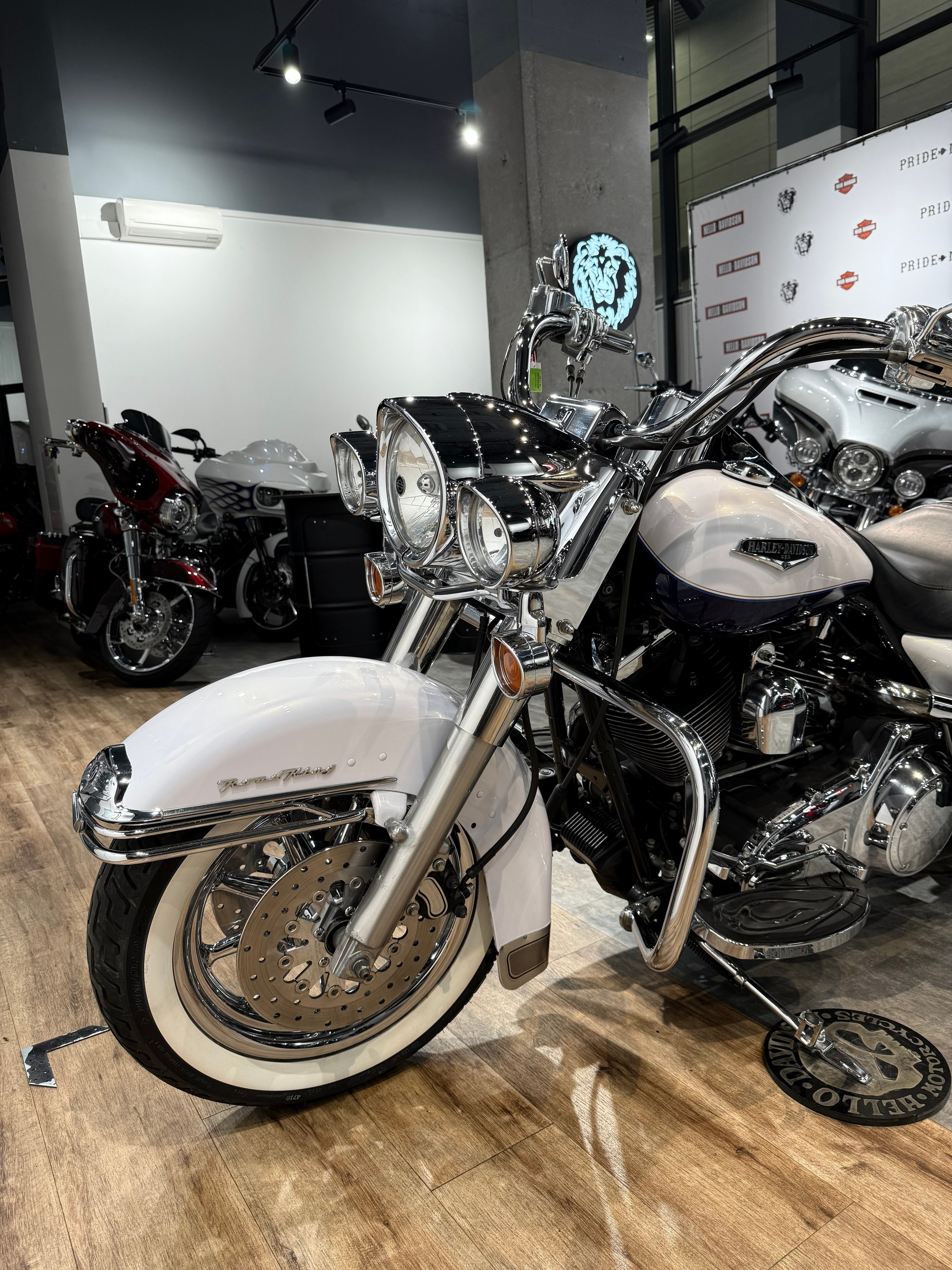 Road King 96 Screaming Eagle. Hello Davidson, Москва. Только хорошие мотоциклы…