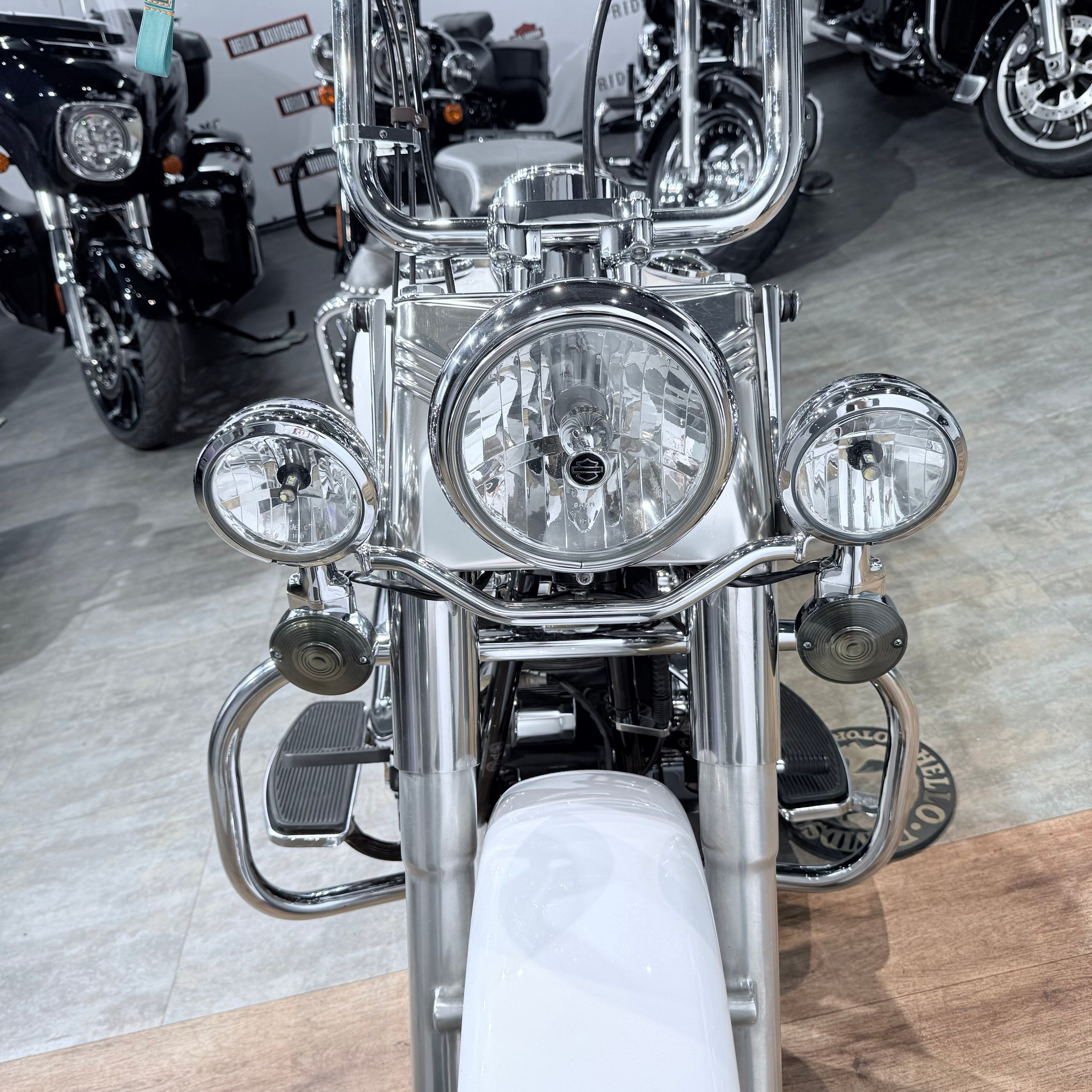 2007 Softail Heritаgе 96 Whitе Pearl. Hello Davidson, Москва. Только хорошие мотоциклы…