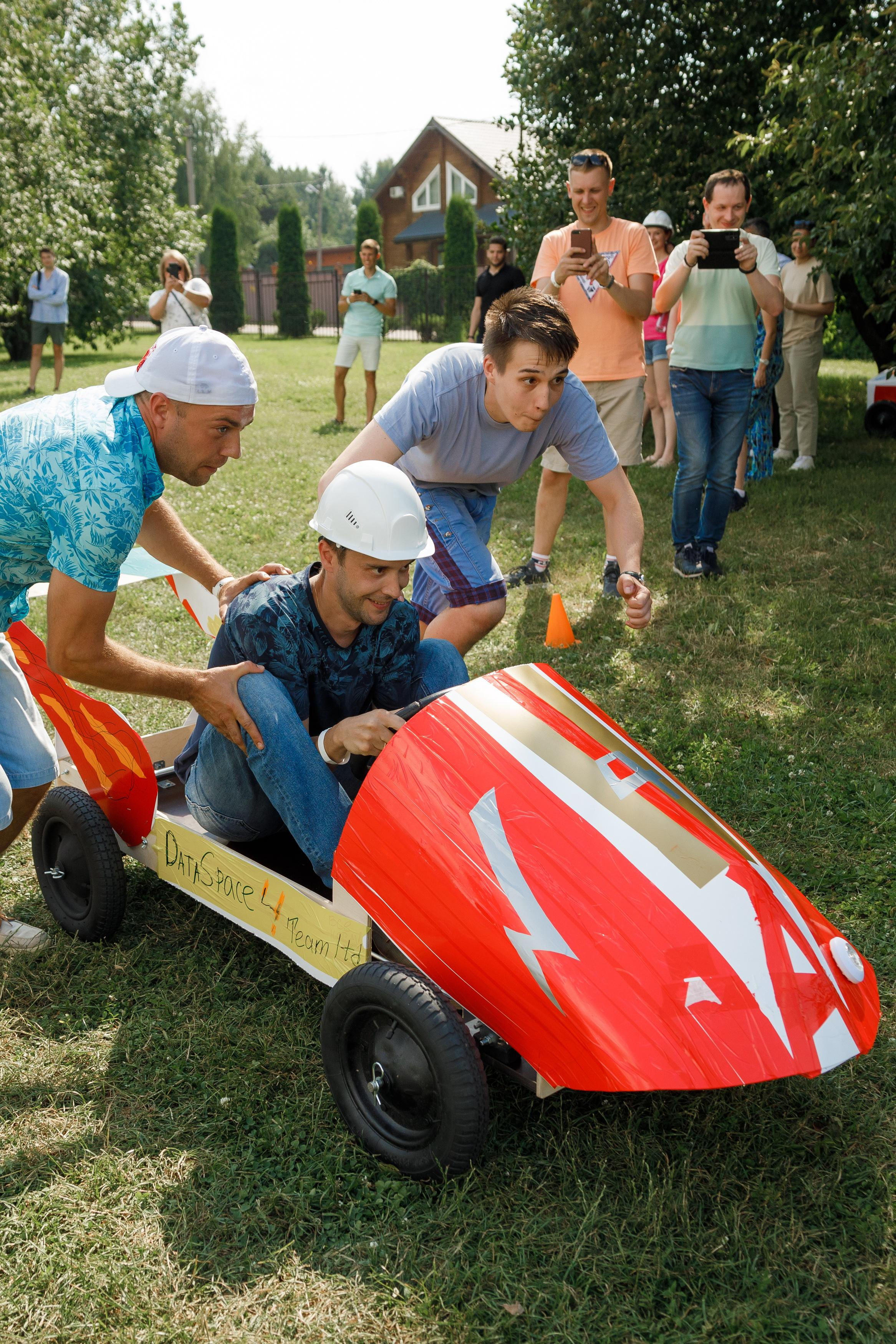 DataSpace. Feelmedia production