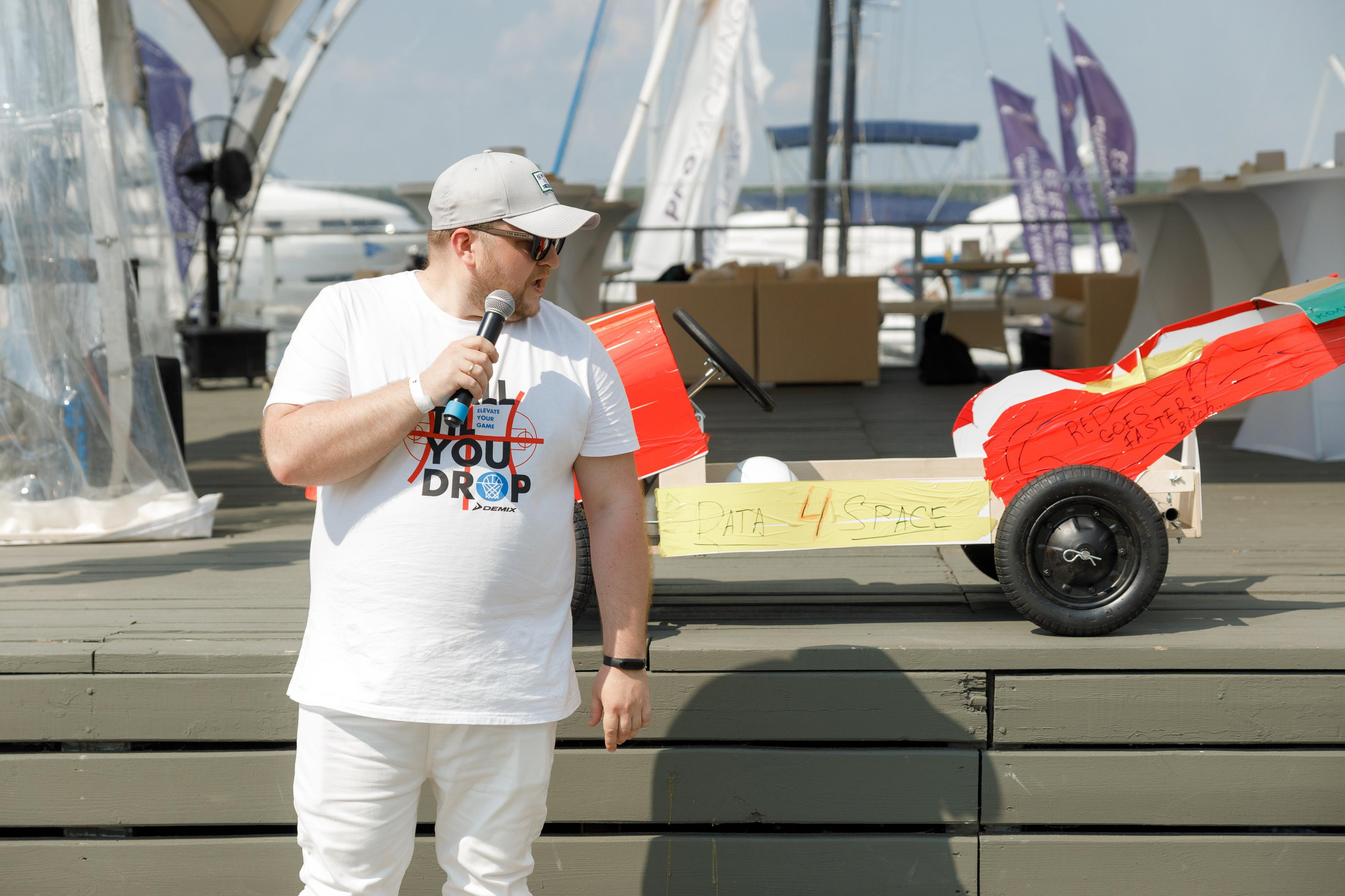 DataSpace. Feelmedia production