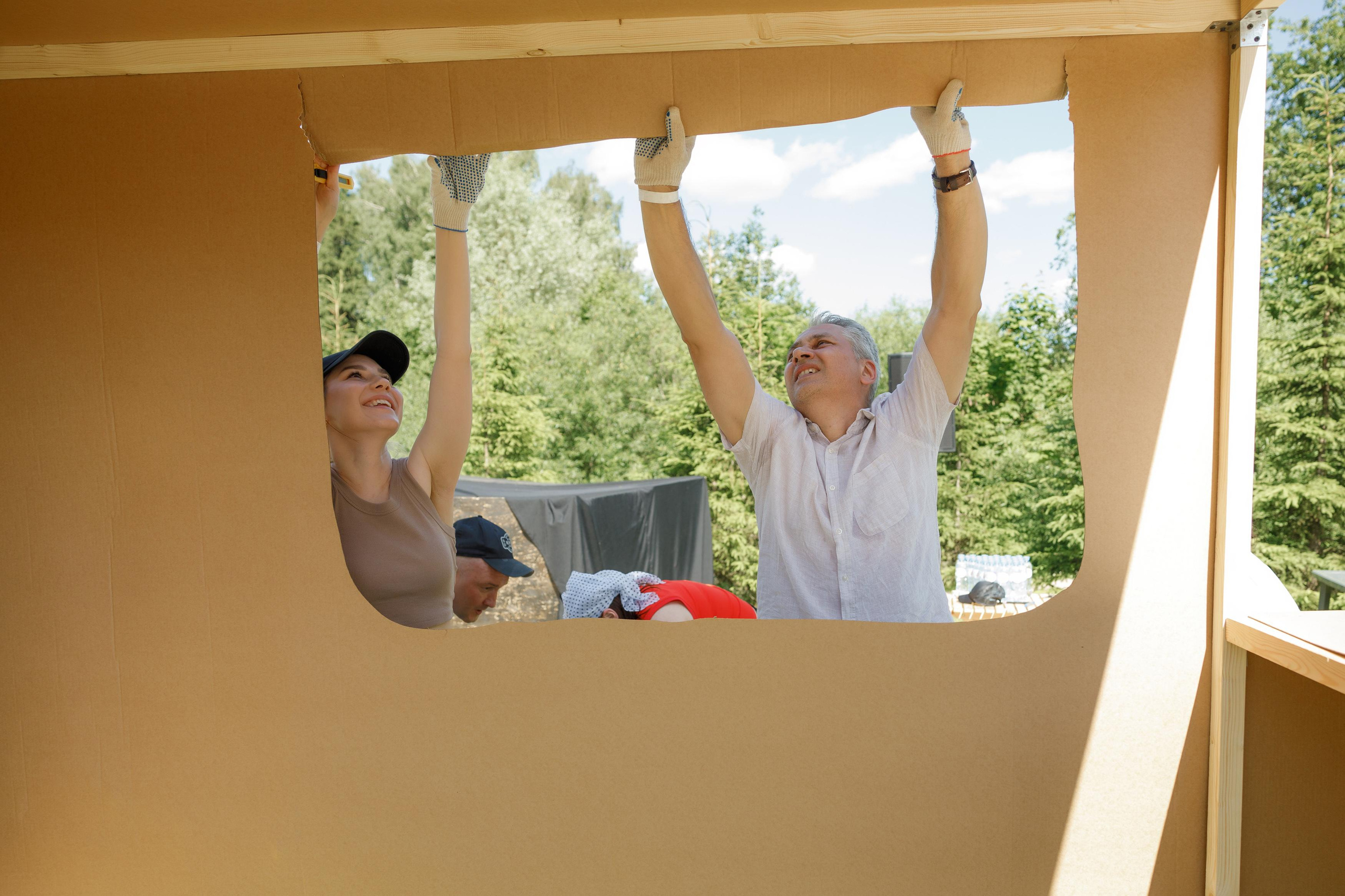 SALYM. Feelmedia production