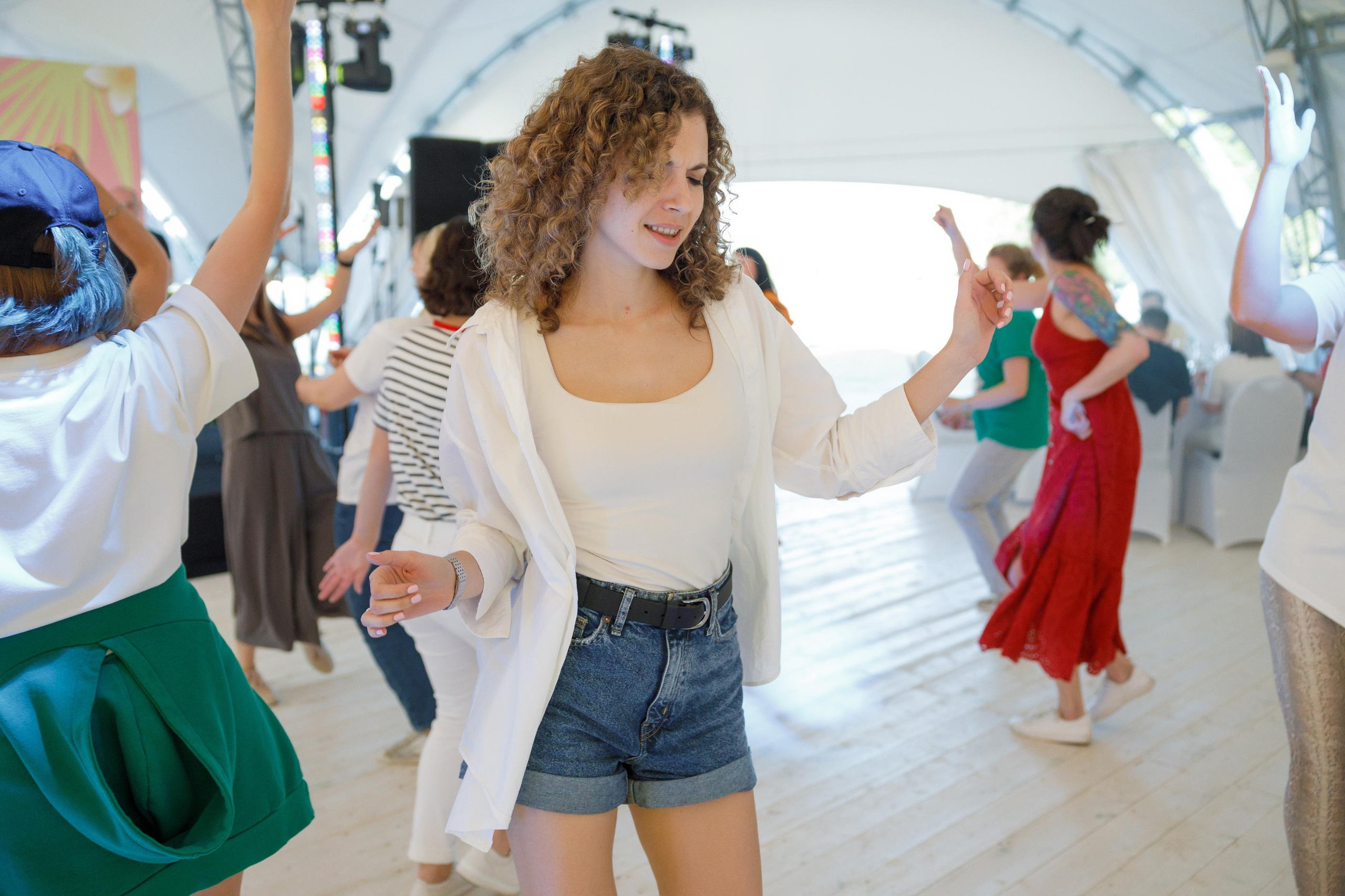 SALYM. Feelmedia production