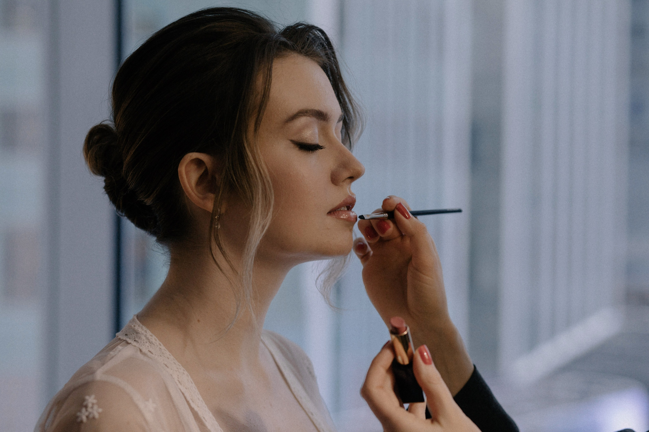 Ксюша и Илья. Утро в отеле роспись в Birds. Свадебный и портретный фотограф в Москве Анастасия Масюк