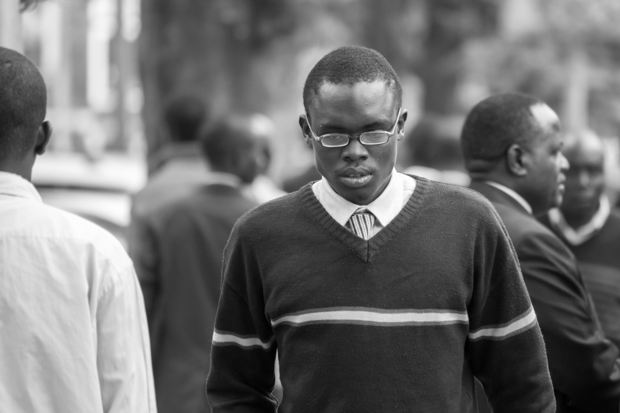 Кения. На обочине дороги. Фотограф Алексей Скоробогатько