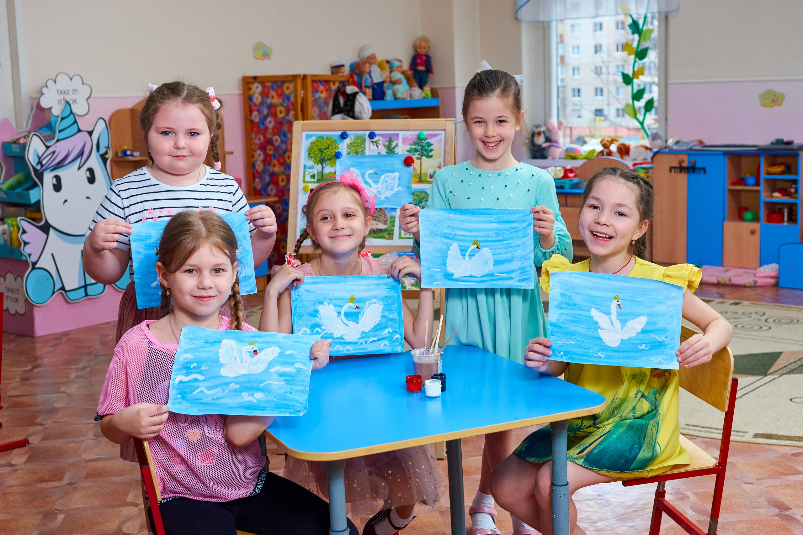 Игры и занятия в группе. Childrenfoto.ru