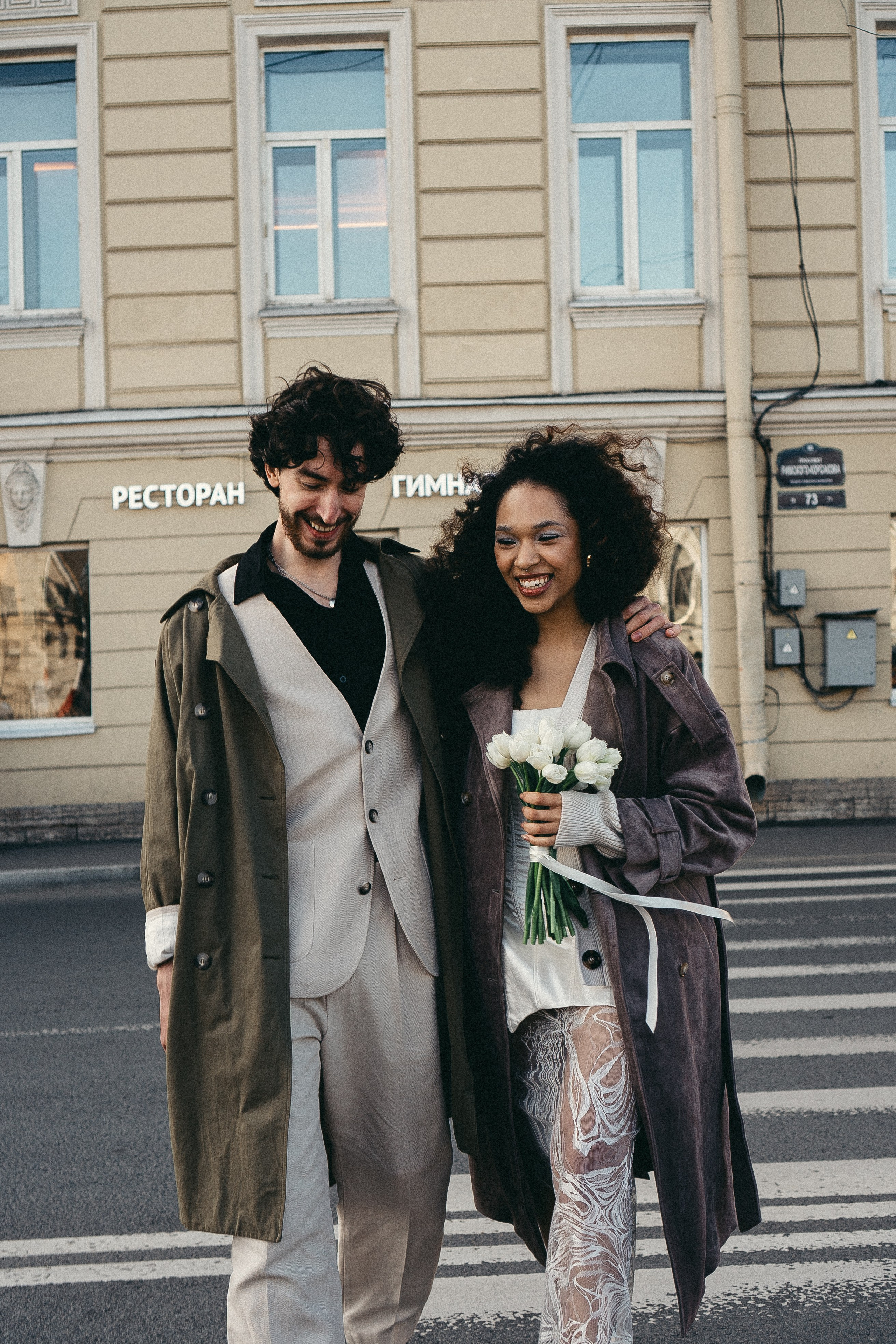 СВАДЕБНАЯ ПРОГУЛКА ПО ПЕТРОГРАДКЕ ВЕСНОЙ. СВАДЕБНАЯ ФОТОСЕССИИЯ НА ПЕТРОГРАДКЕ. Профессиональный фотограф, Санкт-Петербург — Виктория Богомолова