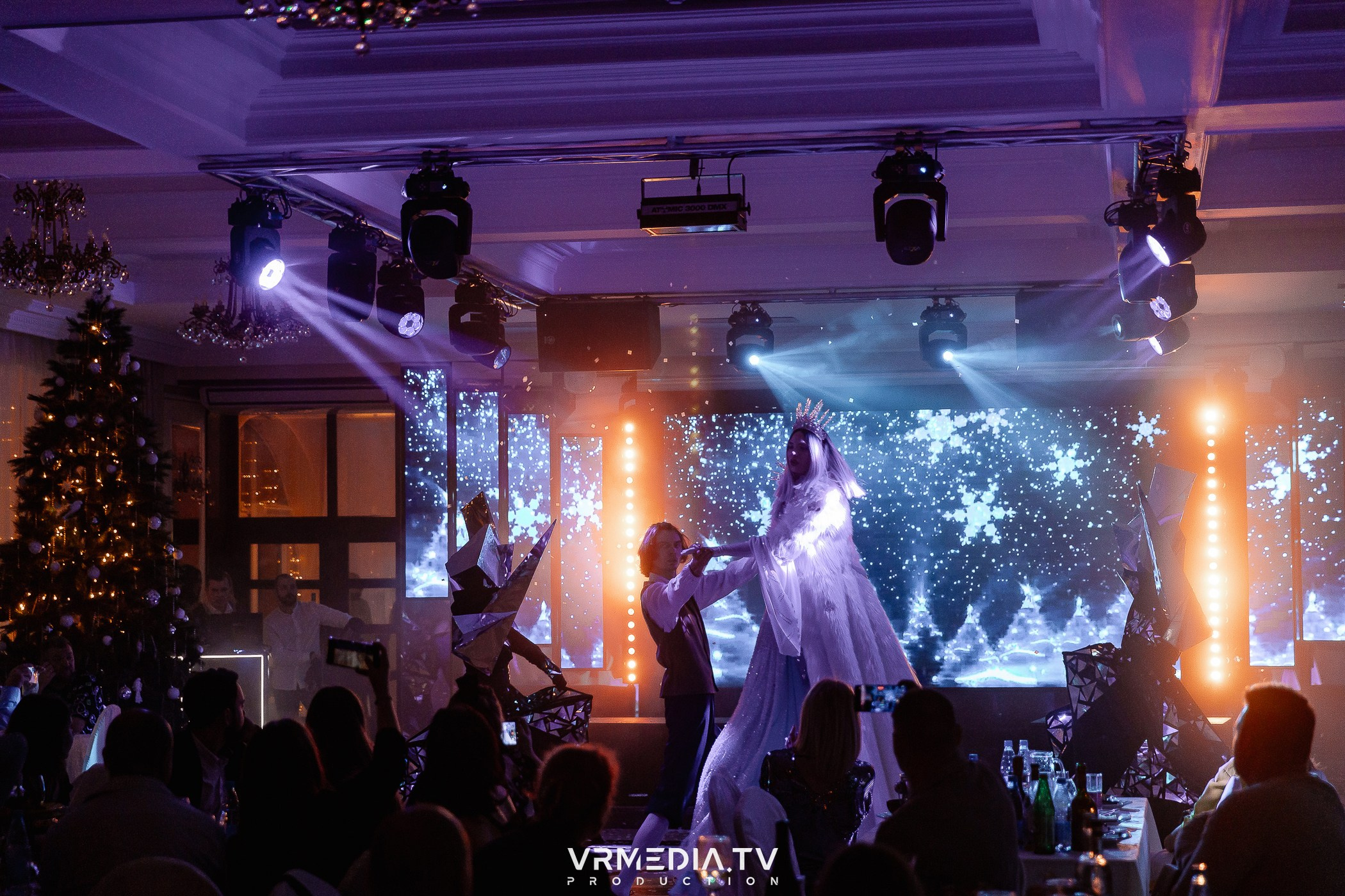 Новогодний вечер в ресторане «Лазурный Берег»