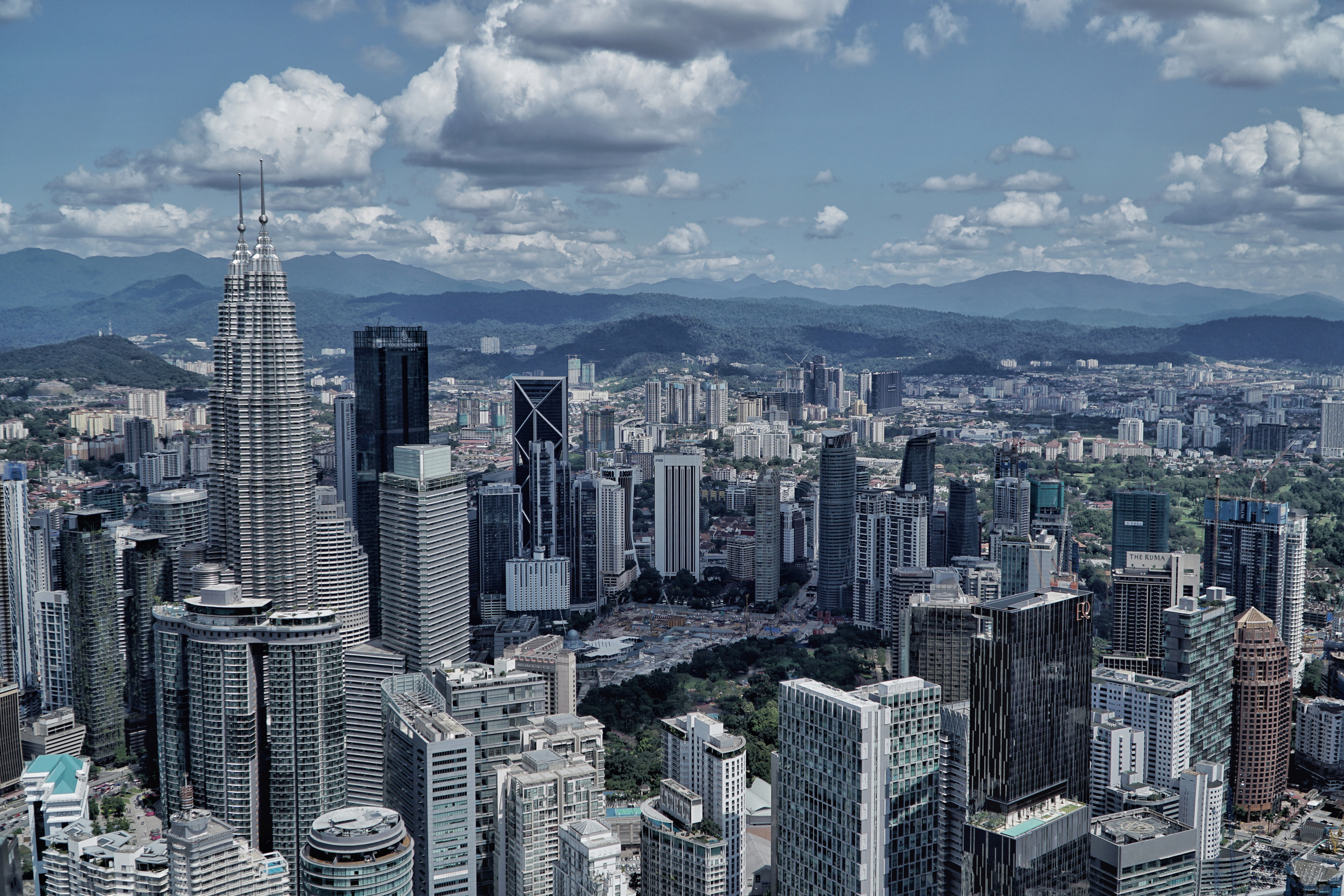 TRAVEL & LANDSCAPES. Photographer Phuket