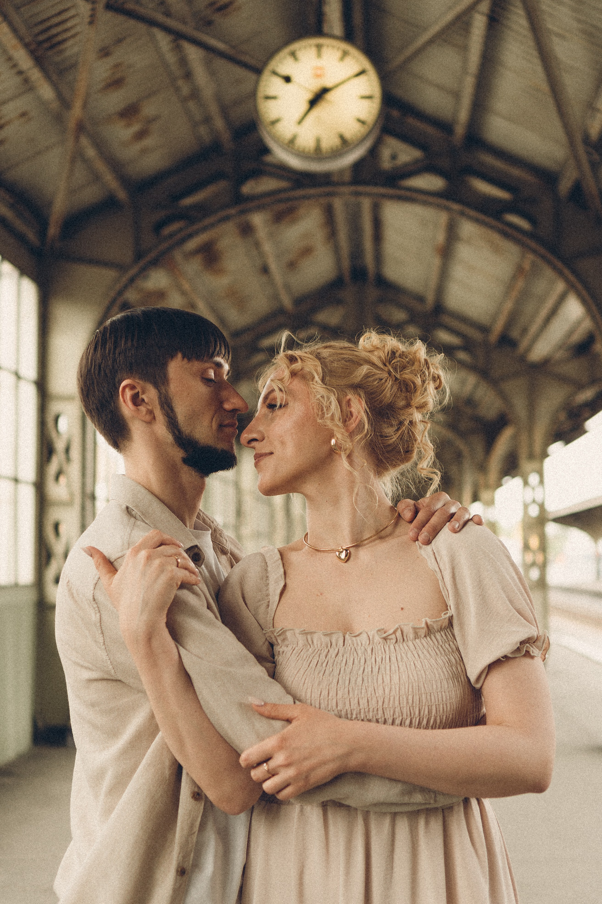 ПРОГУЛКА НА ВИТЕБСКОМ ВОКЗАЛЕ. Профессиональный фотограф, Санкт-Петербург — Виктория Богомолова