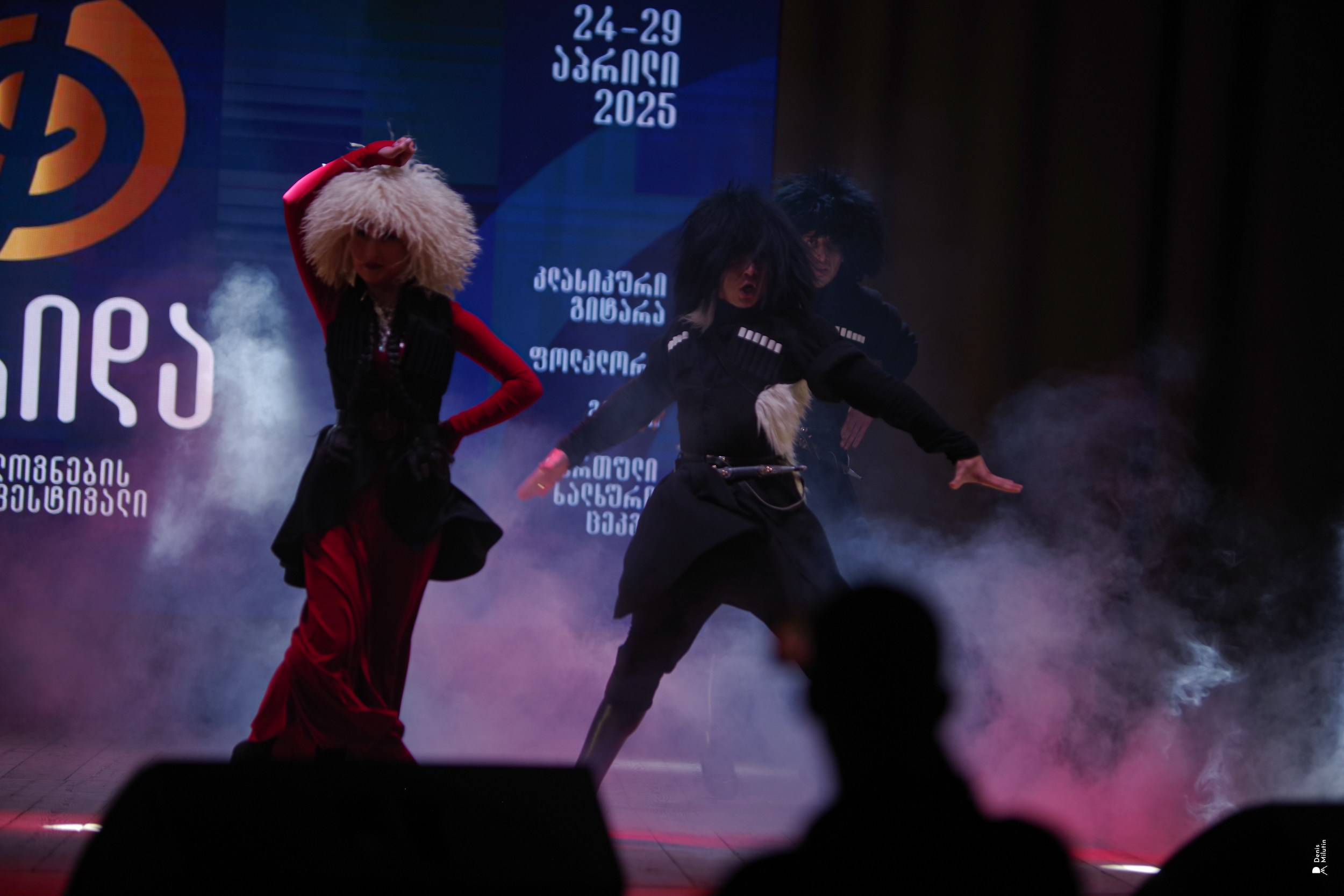 Танцы в Хоби. Портретный фотограф Денис Милютин