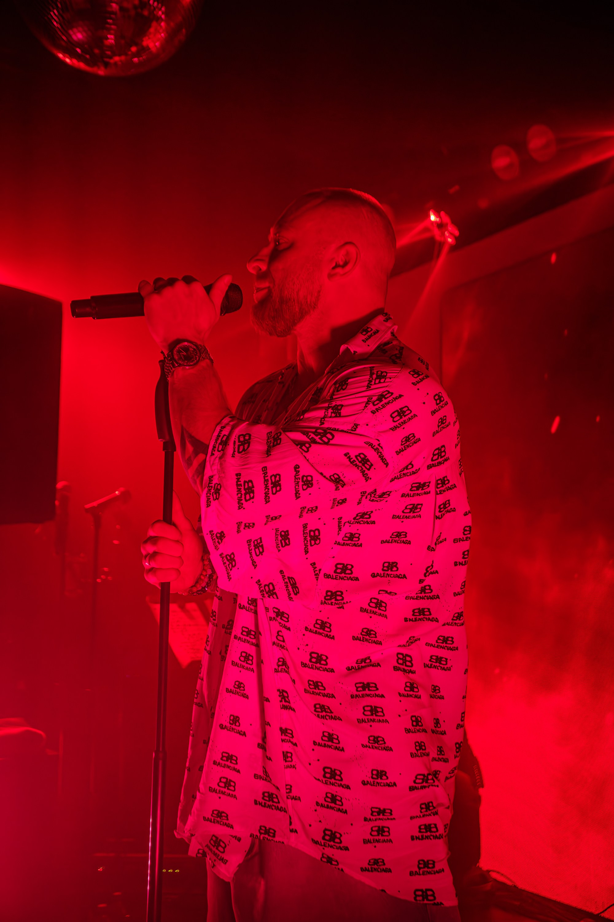 «Лёша СВИК"_Чайка на пляже_Ялта_04.07.2025 г. Аминов Руслан | Фотограф