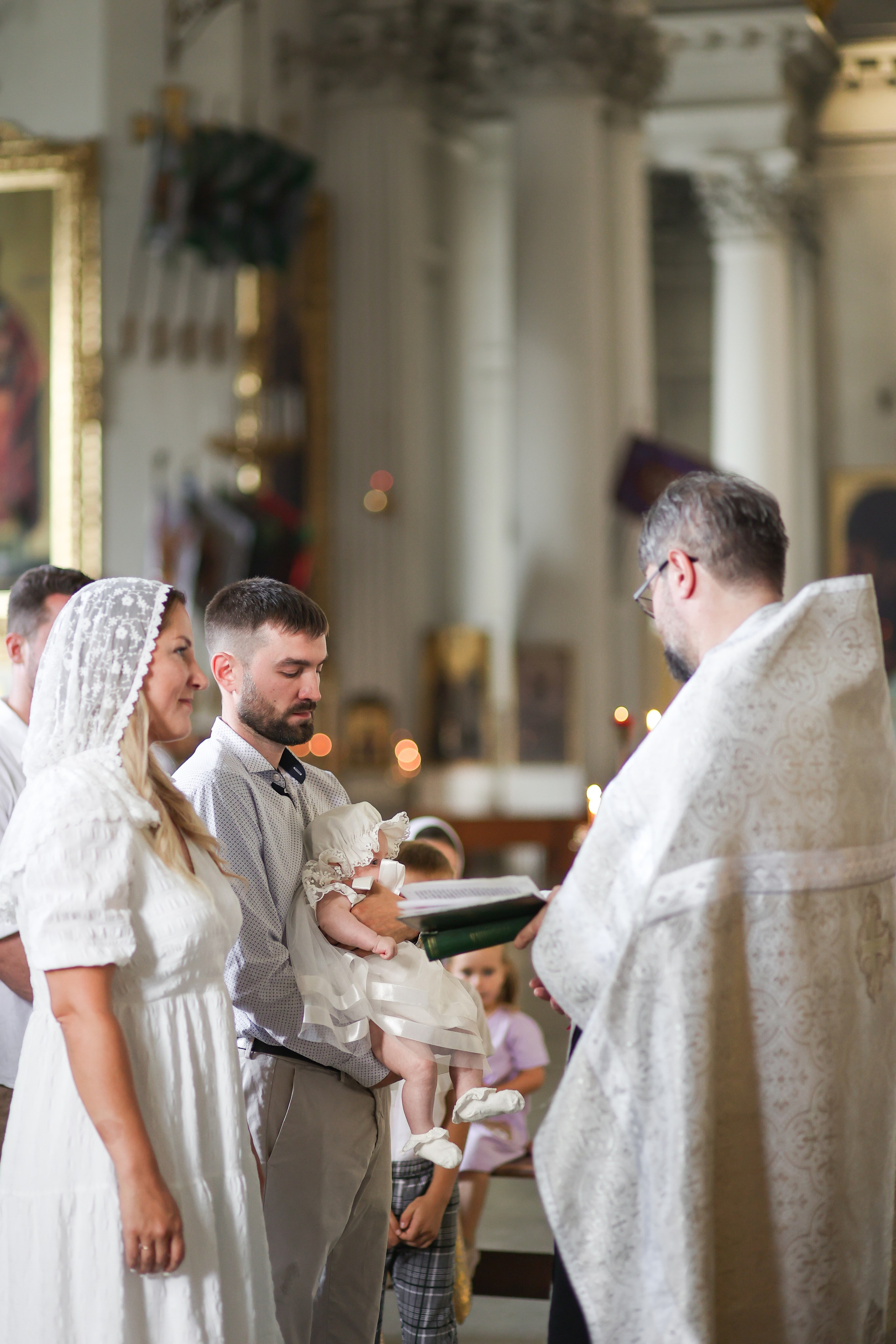 Крещение Софии. Репортажный и портретный фотограф в Санктпетербурге. Видиосъемка мероприятий в Санкт-Петербурге