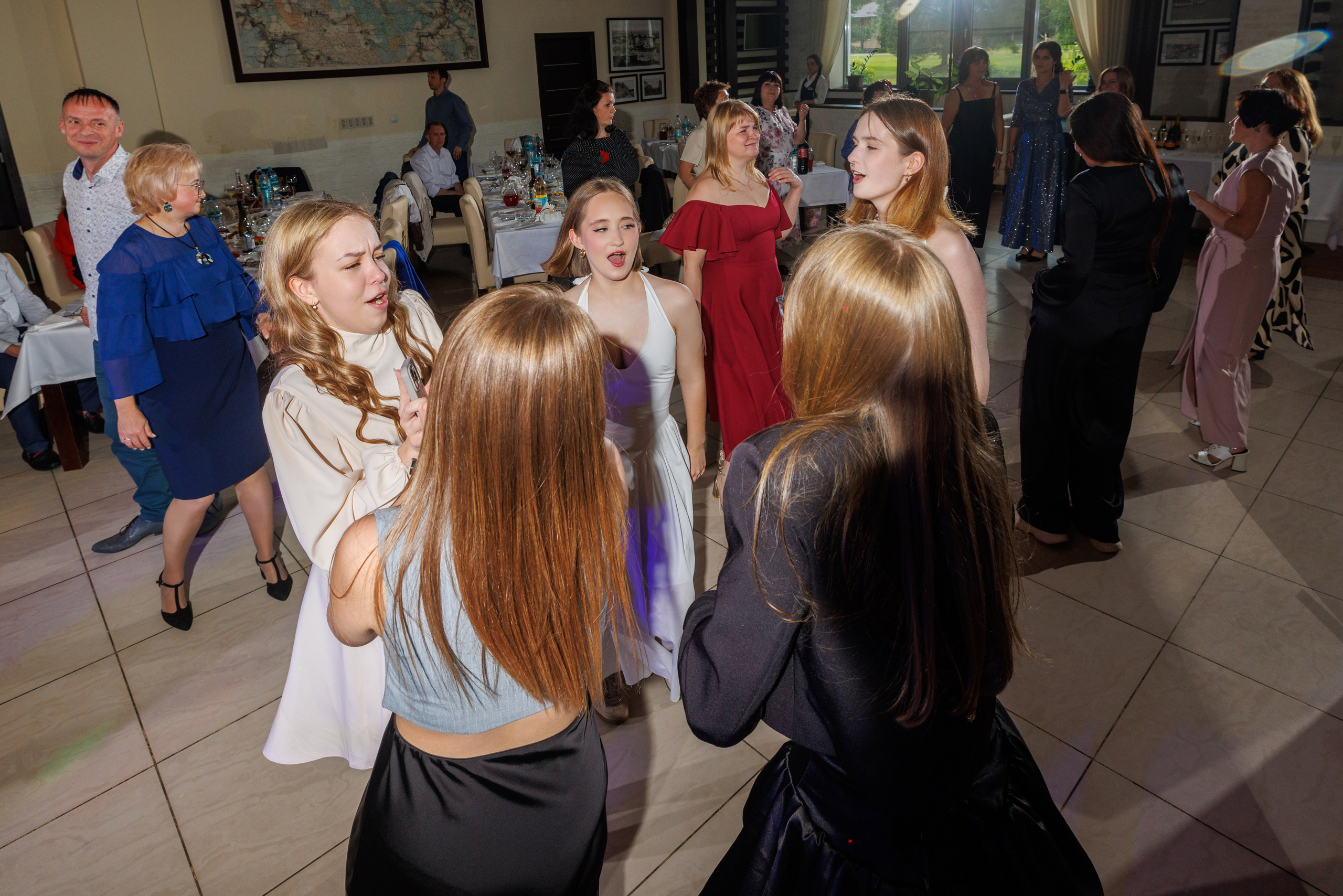 Выпускной 2025 Шк 10. Коммерческий фотограф Андрей Тремасов