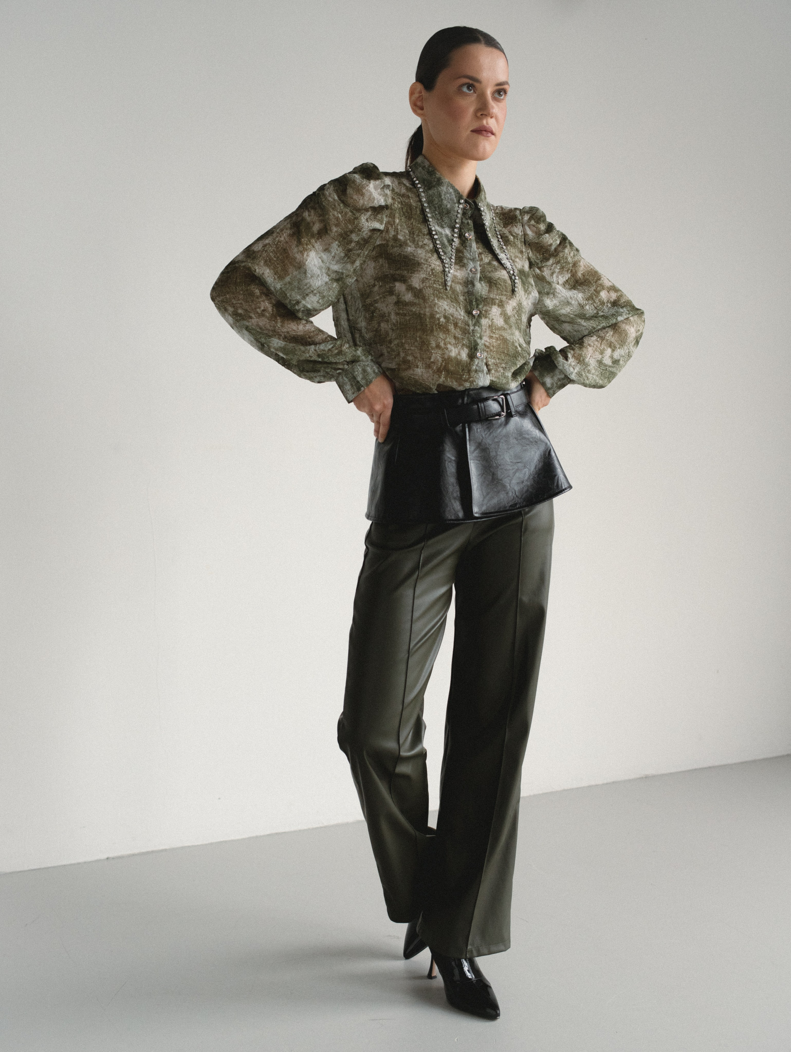 Модельная школа Khanova. Фотограф в Москве и Сургуте Алла Лесовая. Снимаю каталог для брендов и индивидуальные портреты для людей