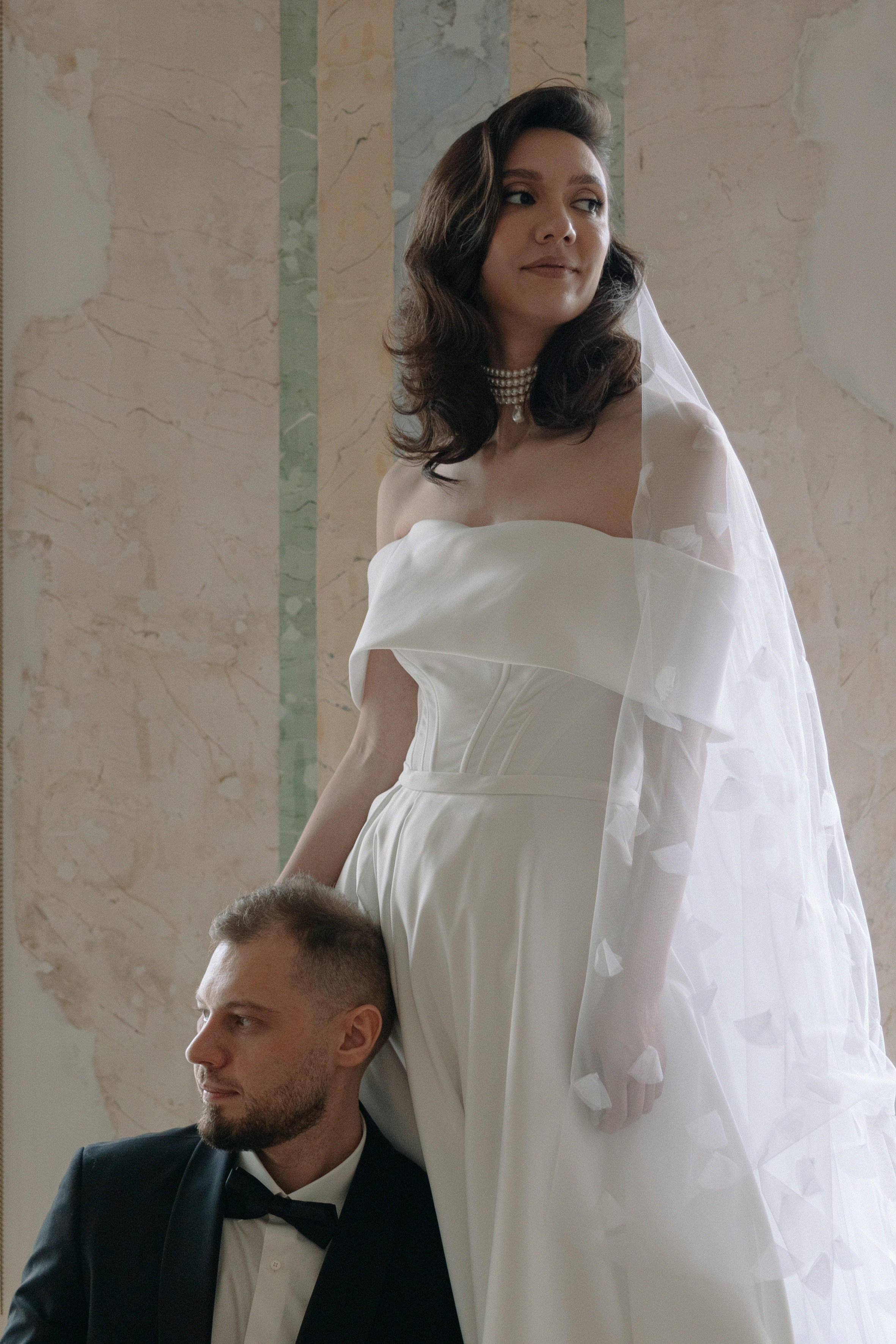 Юлия и Александр в отеле '12 причин' и кафе 'Мишель'. Свадебный фотограф Москва