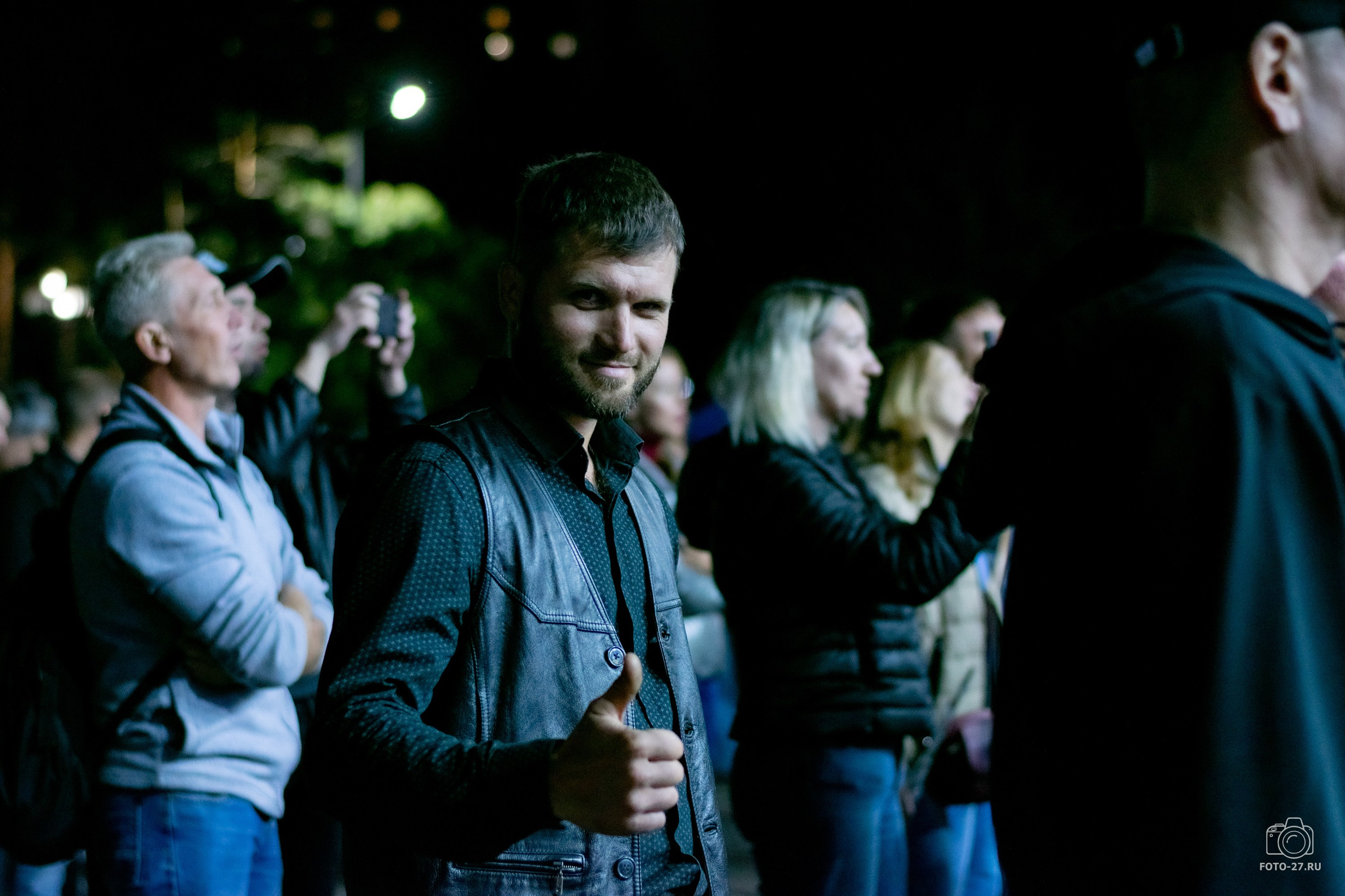 Антон Курдюмов фотограф в Хабаровске Рина Курдюмова фото27 foto27 Антон Дорофеев репортажный репортаж документалист Тони и Рина фотосоздатели Международный фестиваль Рок в защиту животных Хабаровск