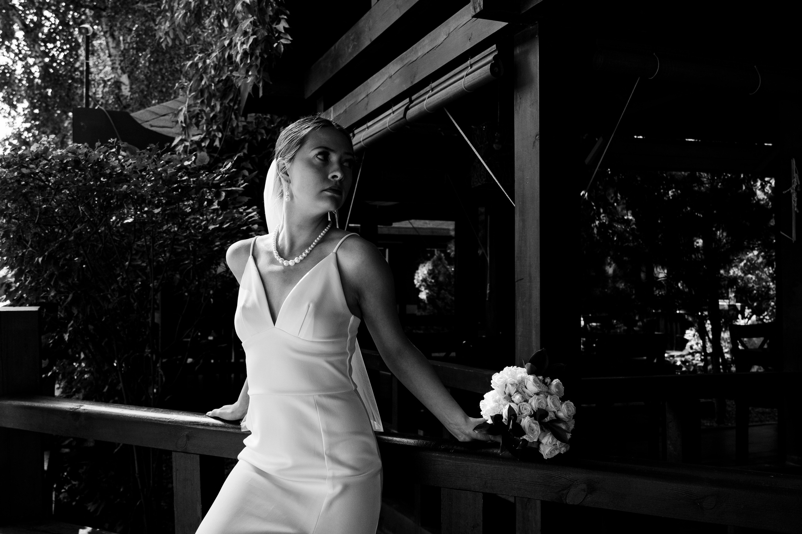 Свадебная прогулка в городе. Фотограф в Иркутске Анна Мирошникова