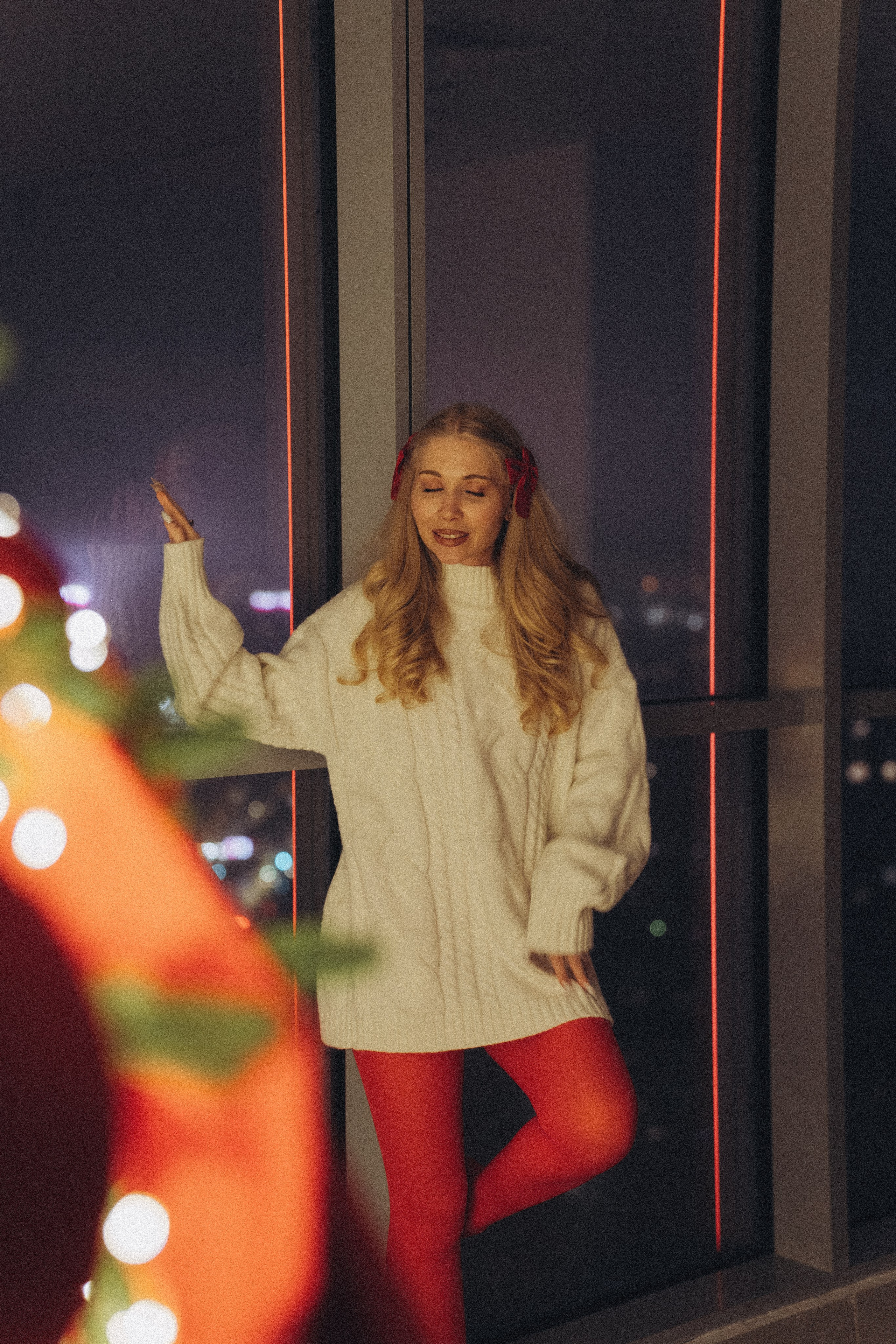 ФОТОСЕССИЯ К НОВОМУ ГОДУ В СТУДИИ С ЕЛОЧКОЙ КРАСИВЫЙ ОБРАЗ. Профессиональный фотограф, Санкт-Петербург — Виктория Богомолова