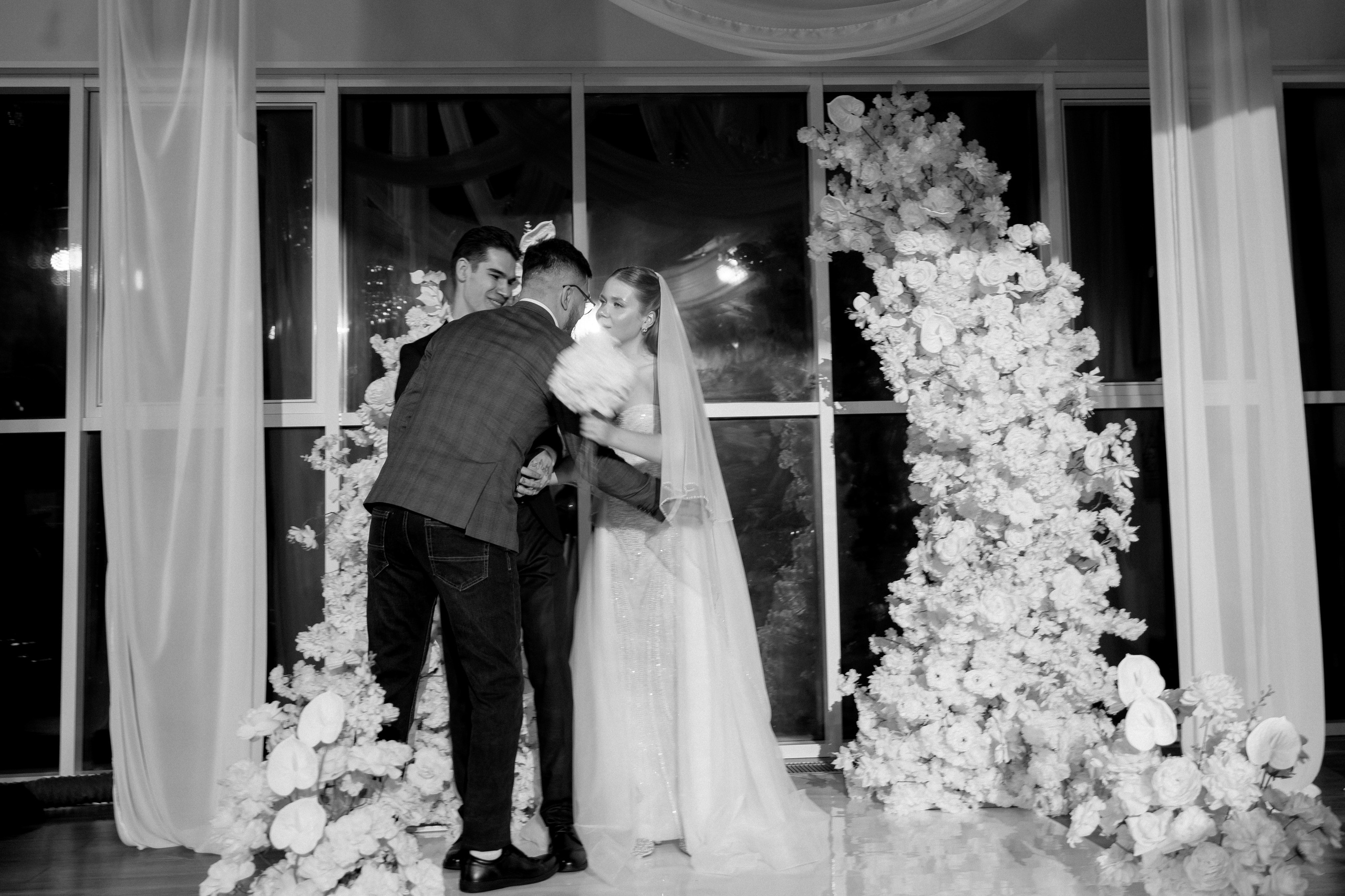 ПОЛНЫЙ СВАДЕБНЫЙ ДЕНЬ 8 ЧАСОВ. Профессиональный фотограф, Санкт-Петербург — Виктория Богомолова