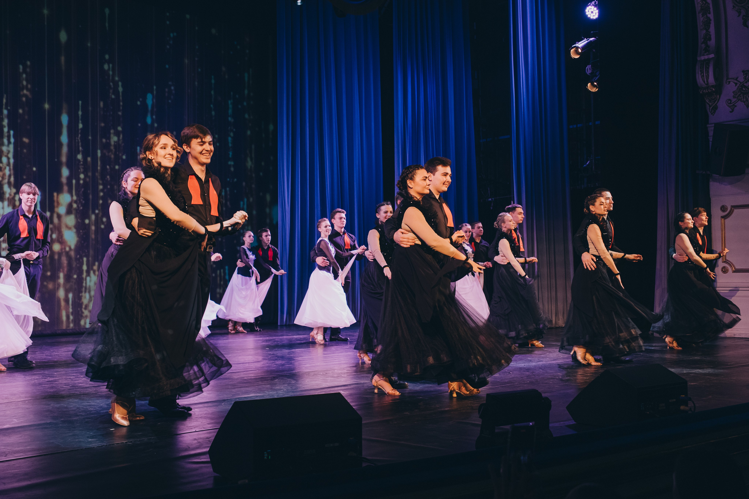 Танцевальный концерт. Фотограф в Иркутске Анна Мирошникова