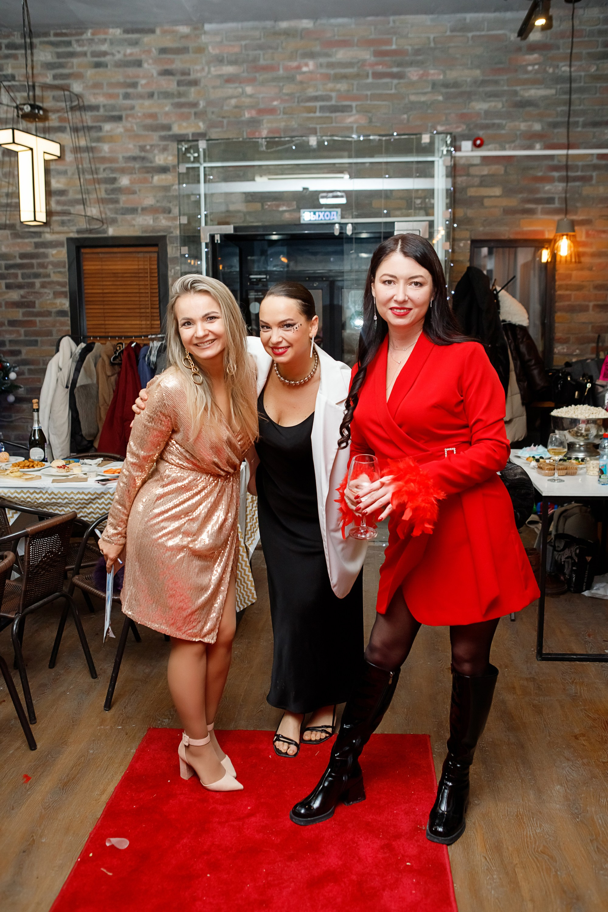 Hit Meet. Репортажный и семейный фотограф в Новосибирске Елена Каменева