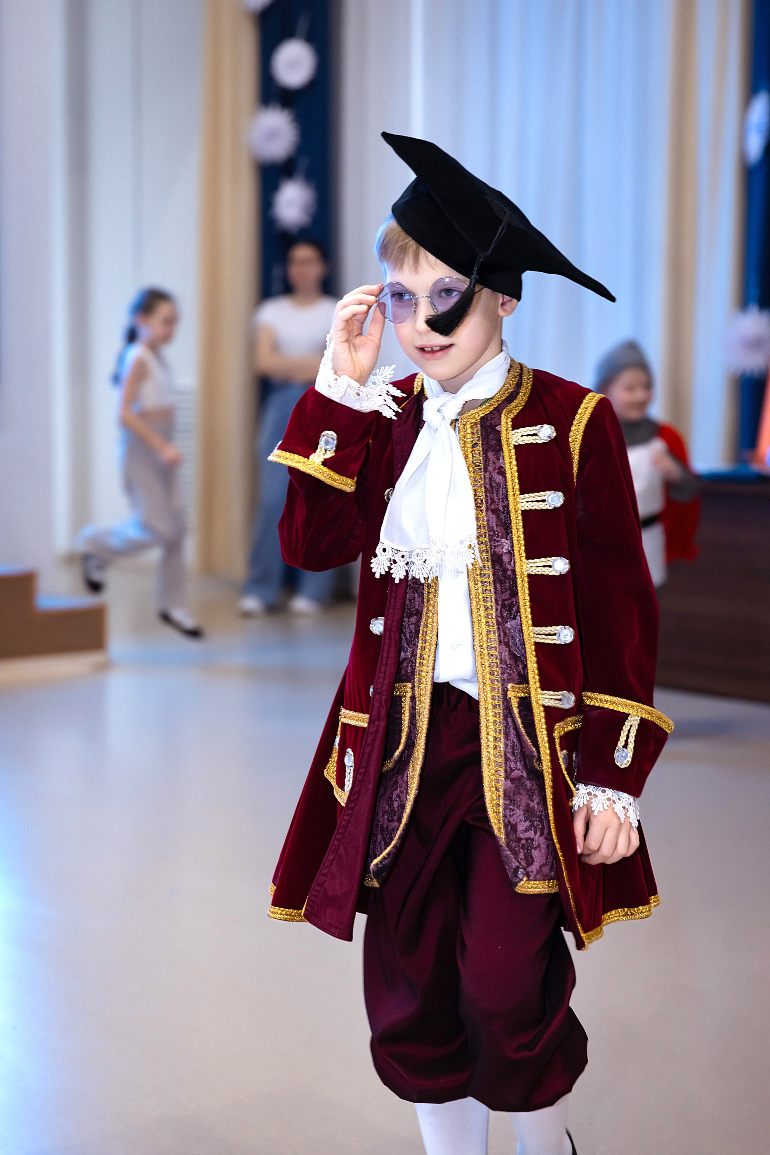 Новогодний праздник 1 В класс! Гимназия № 23. Фотограф и Видеограф в Краснодаре Юлия Солодченко