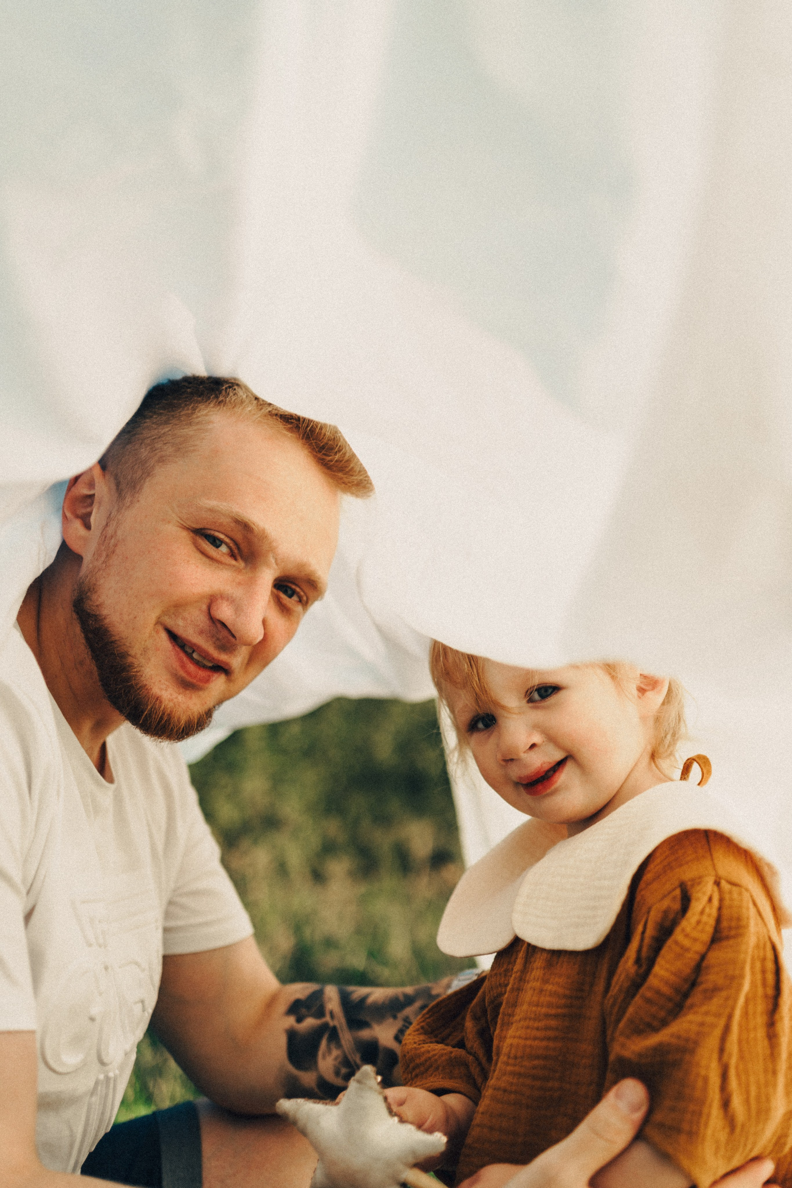 Малышка Арина в полях. Семейный и детский фотограф и видеограф в Москве, Серпухове и Тарусе Валерия Сорокина