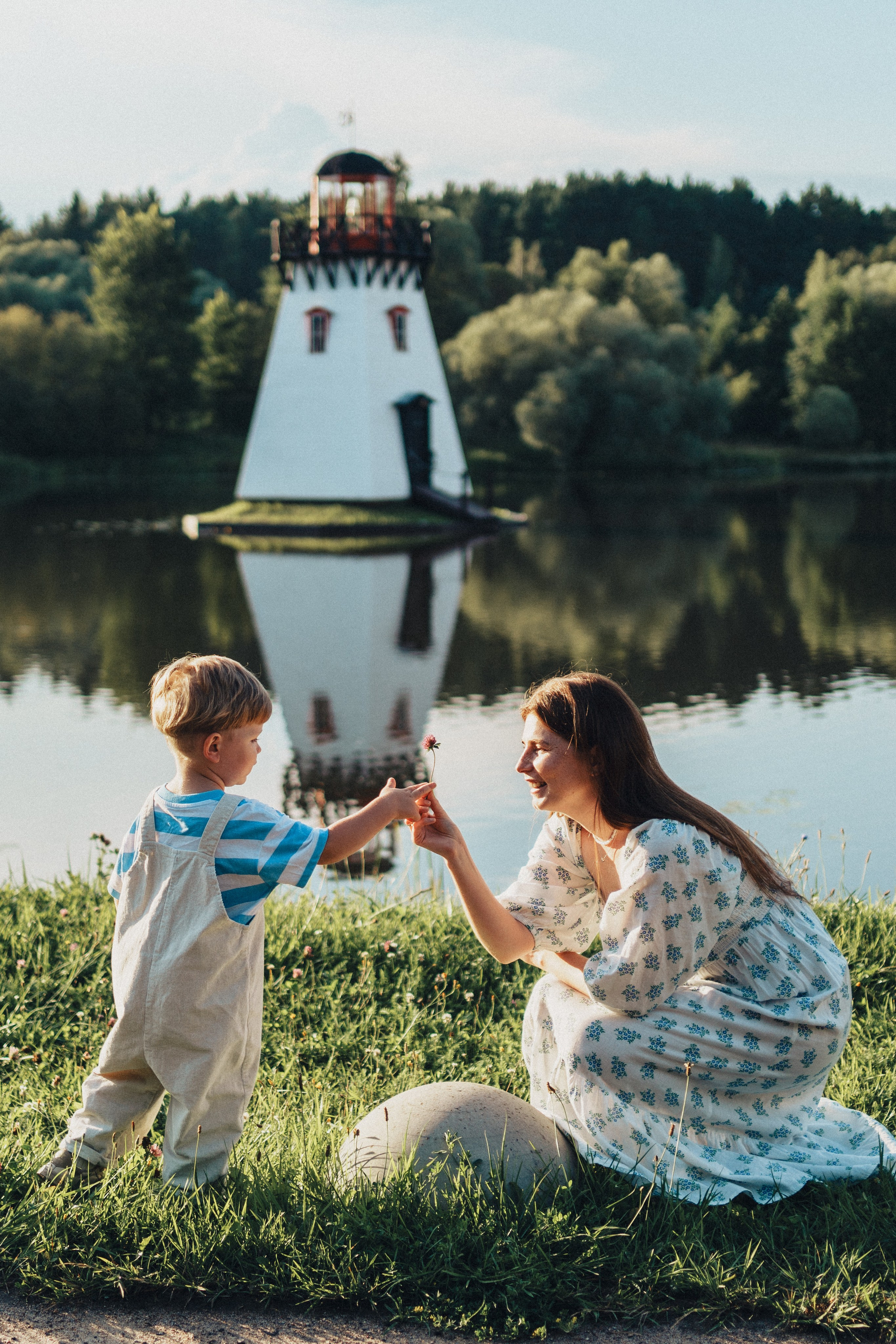 Возле маяка. Семейный и детский фотограф и видеограф в Москве, Серпухове и Тарусе Валерия Сорокина
