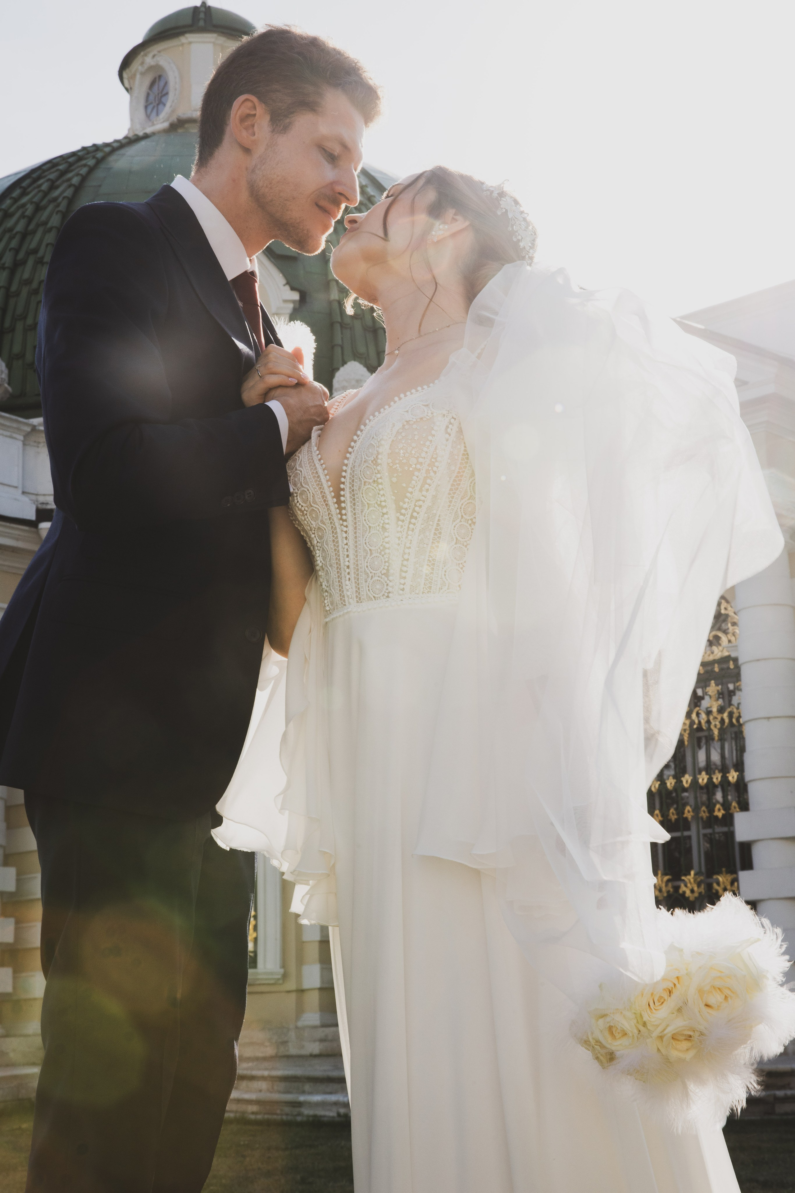 Летняя свадьба в Кусково. Свадебный и портретный фотограф в Москве Мария Кравченко