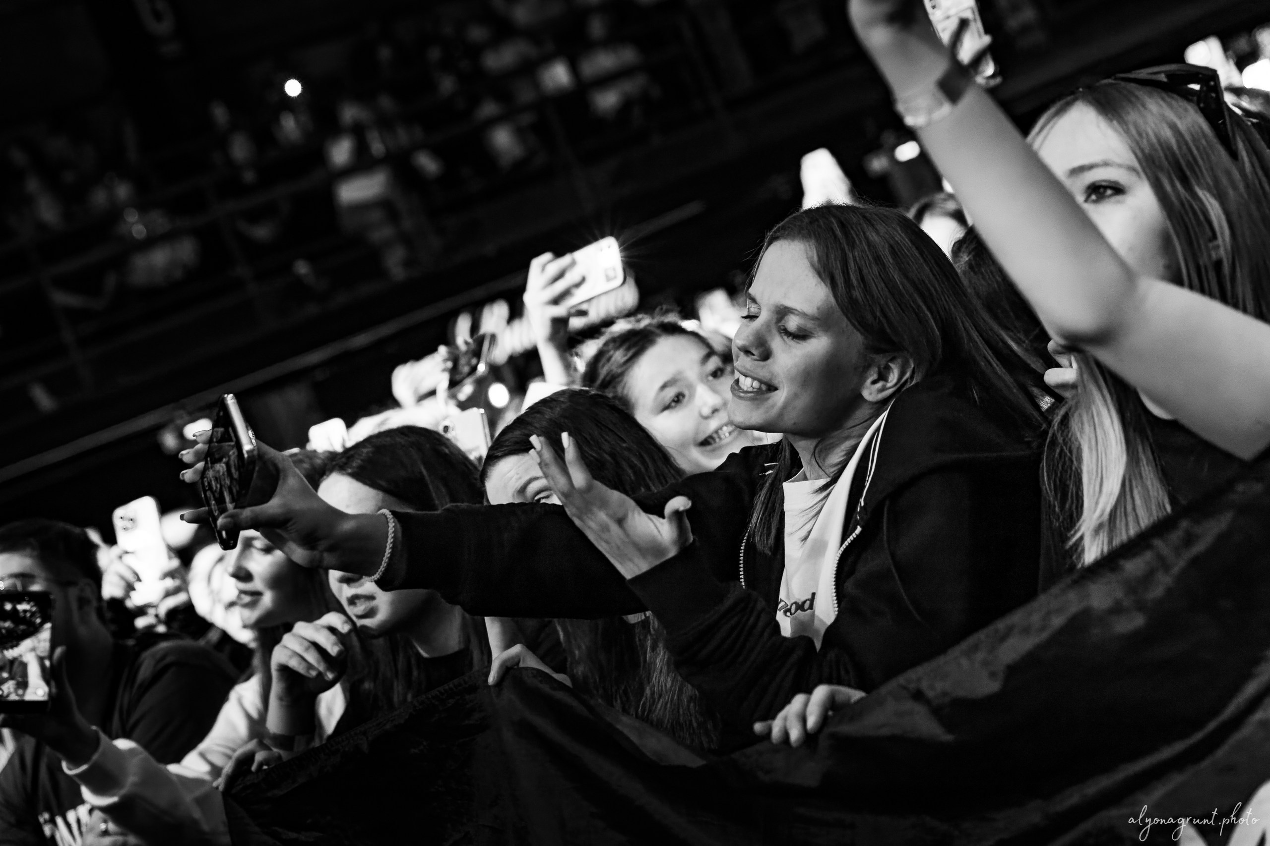 Ваня Дмитриенко, фоторепортаж СПб, A2, 23.10.2025. Алена Адрианова: фотограф в Санкт-Петербурге