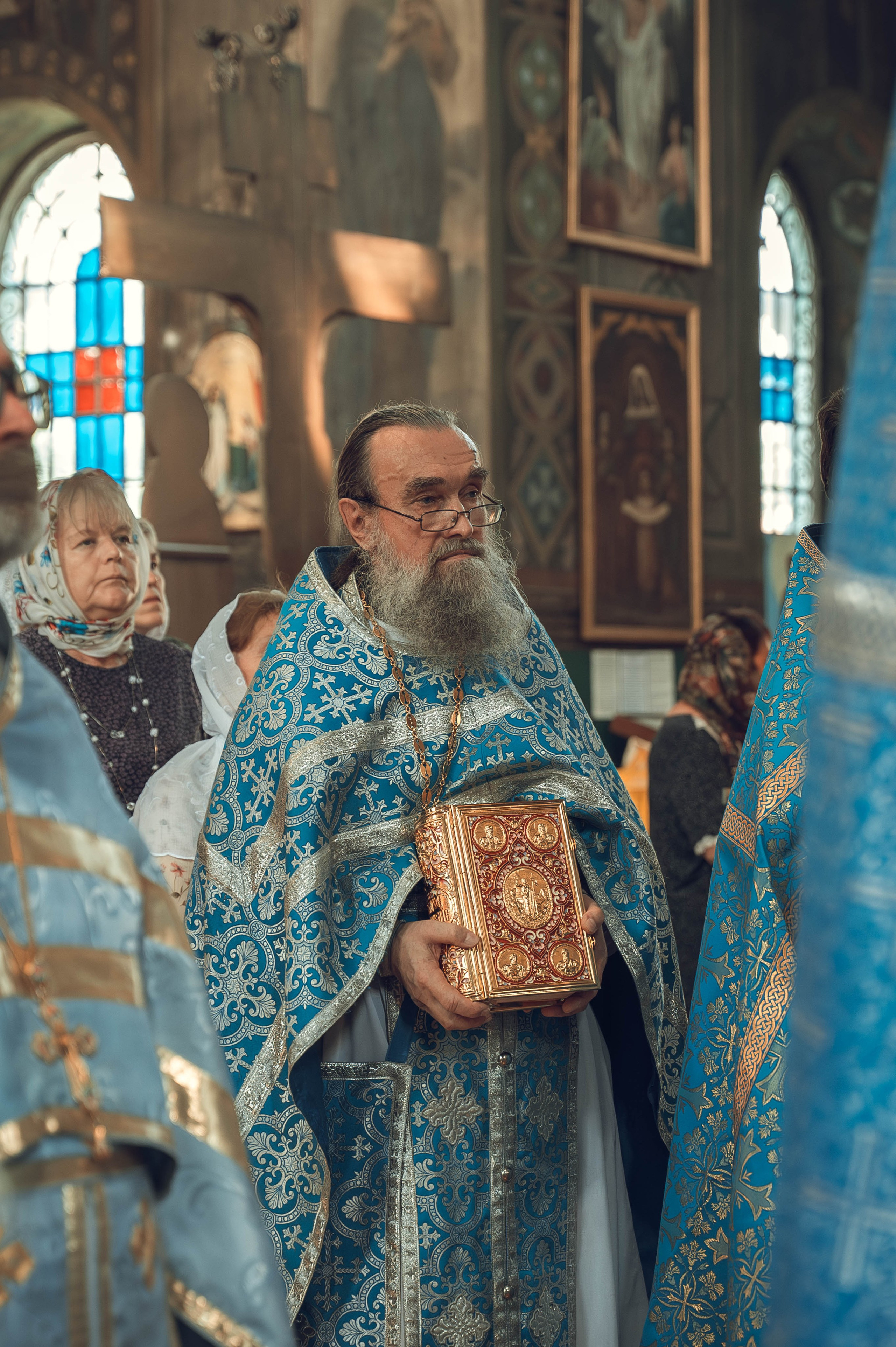 День празднования иконы Божией Матери, именуемой «Троеручица». ФОТОГРАФ НА ТАИНСТВА ВИКТОРИЯ БЕРЕЖНАЯ