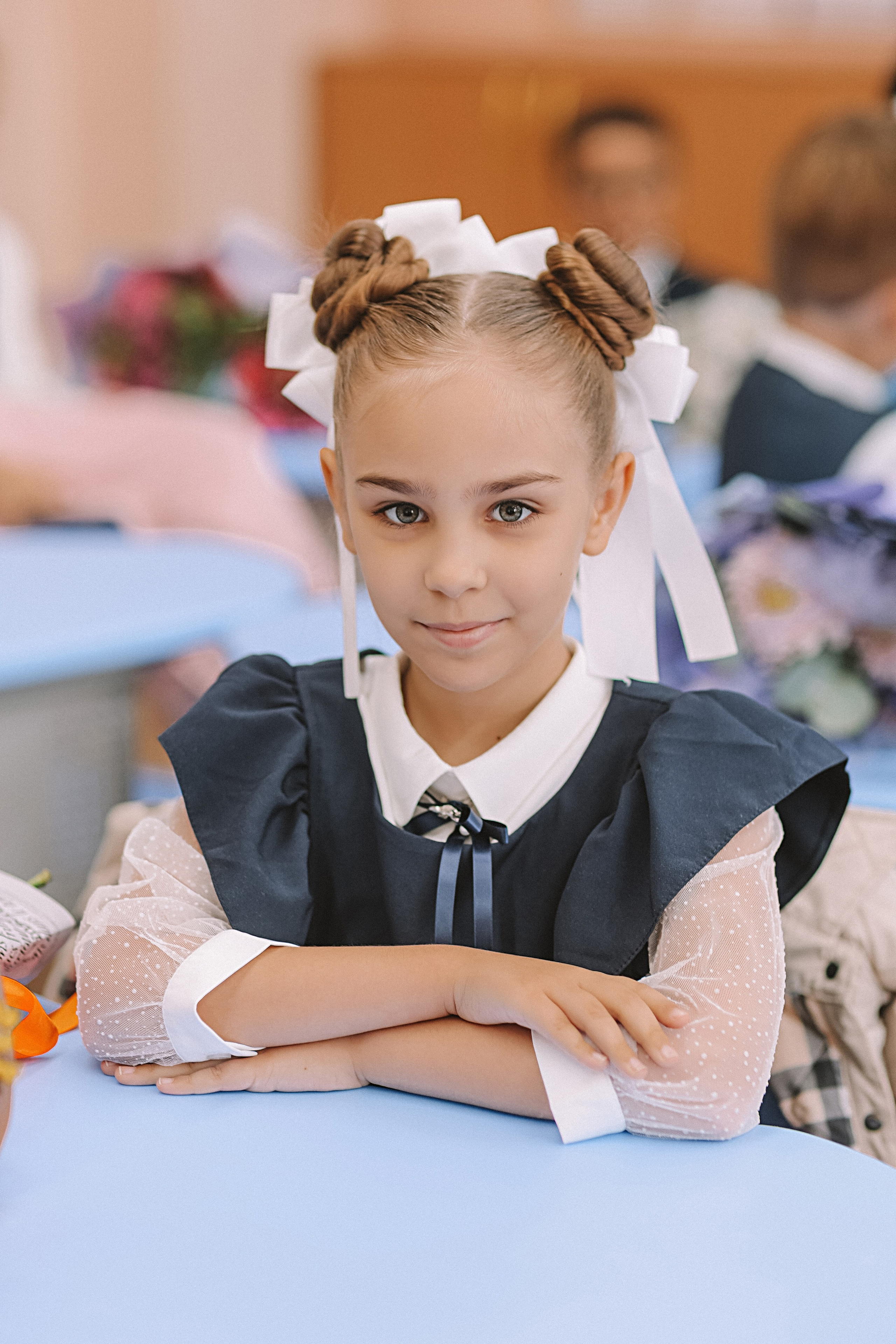 1 сентября линейка+кл час+портреты. Семейный фотограф Тюмень, фотограф на роды Салмина Мария