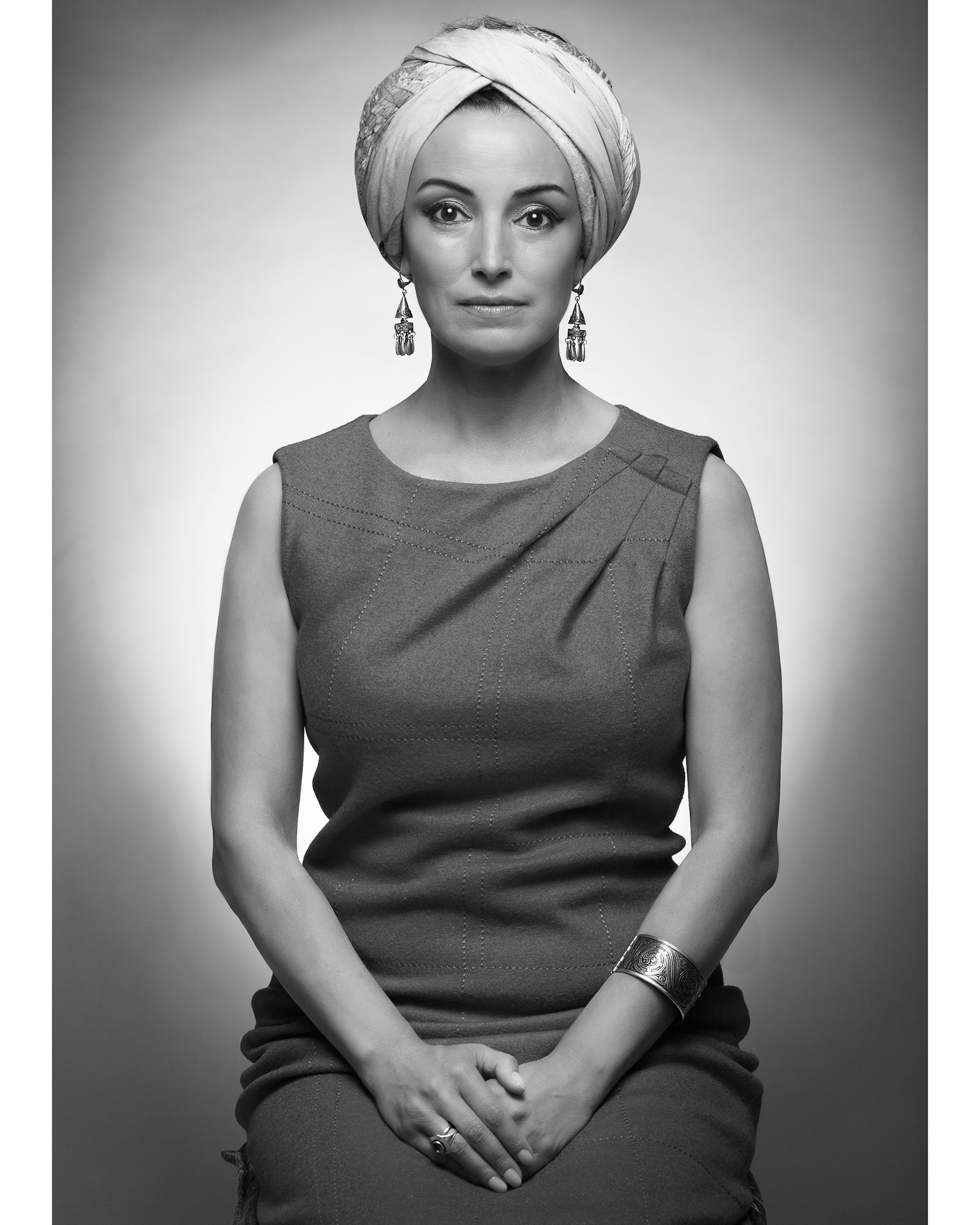 Гульнара. Евгений Левитан-Военский, портретный фотограф в Москве