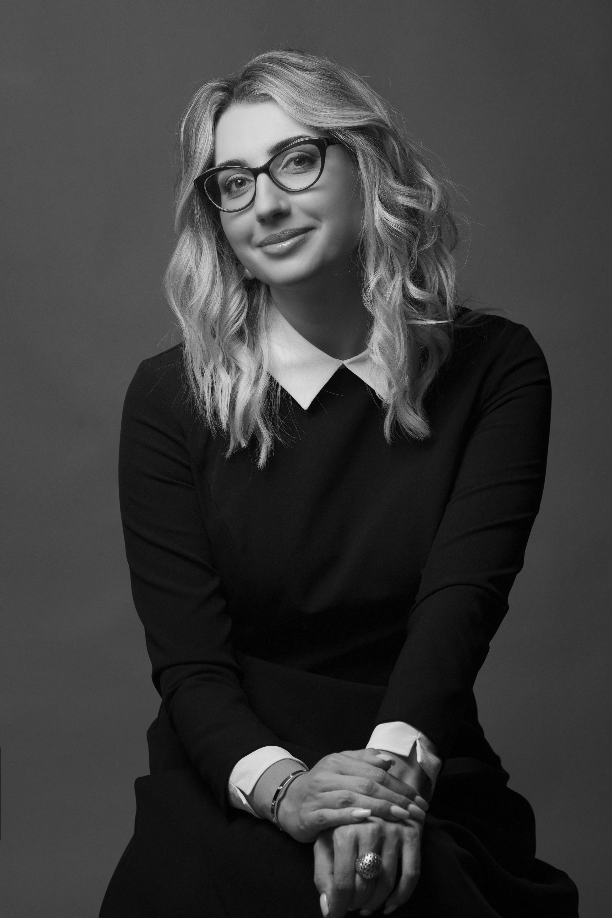 Елизавета. Евгений Левитан-Военский, портретный фотограф в Москве