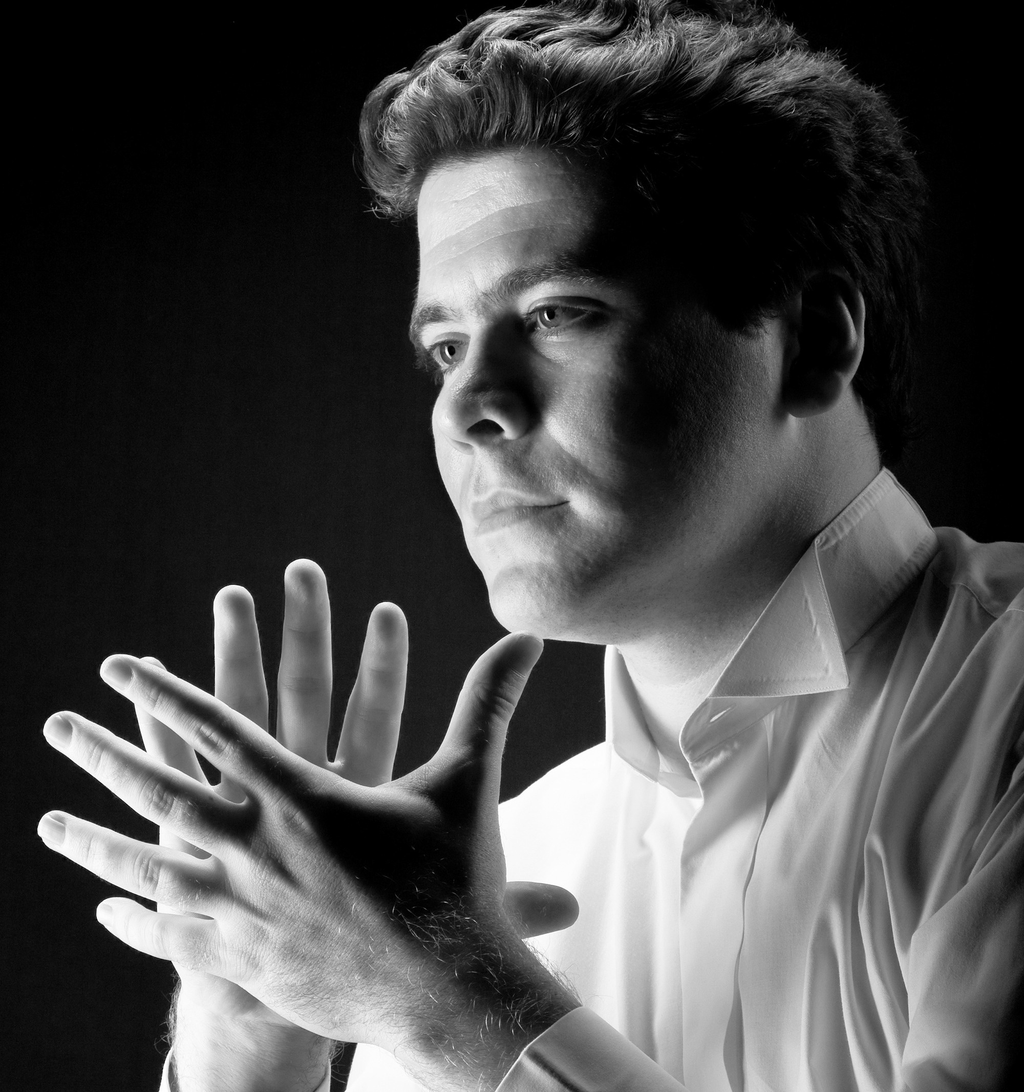 Съемки для медиа. Евгений Левитан-Военский, портретный фотограф в Москве