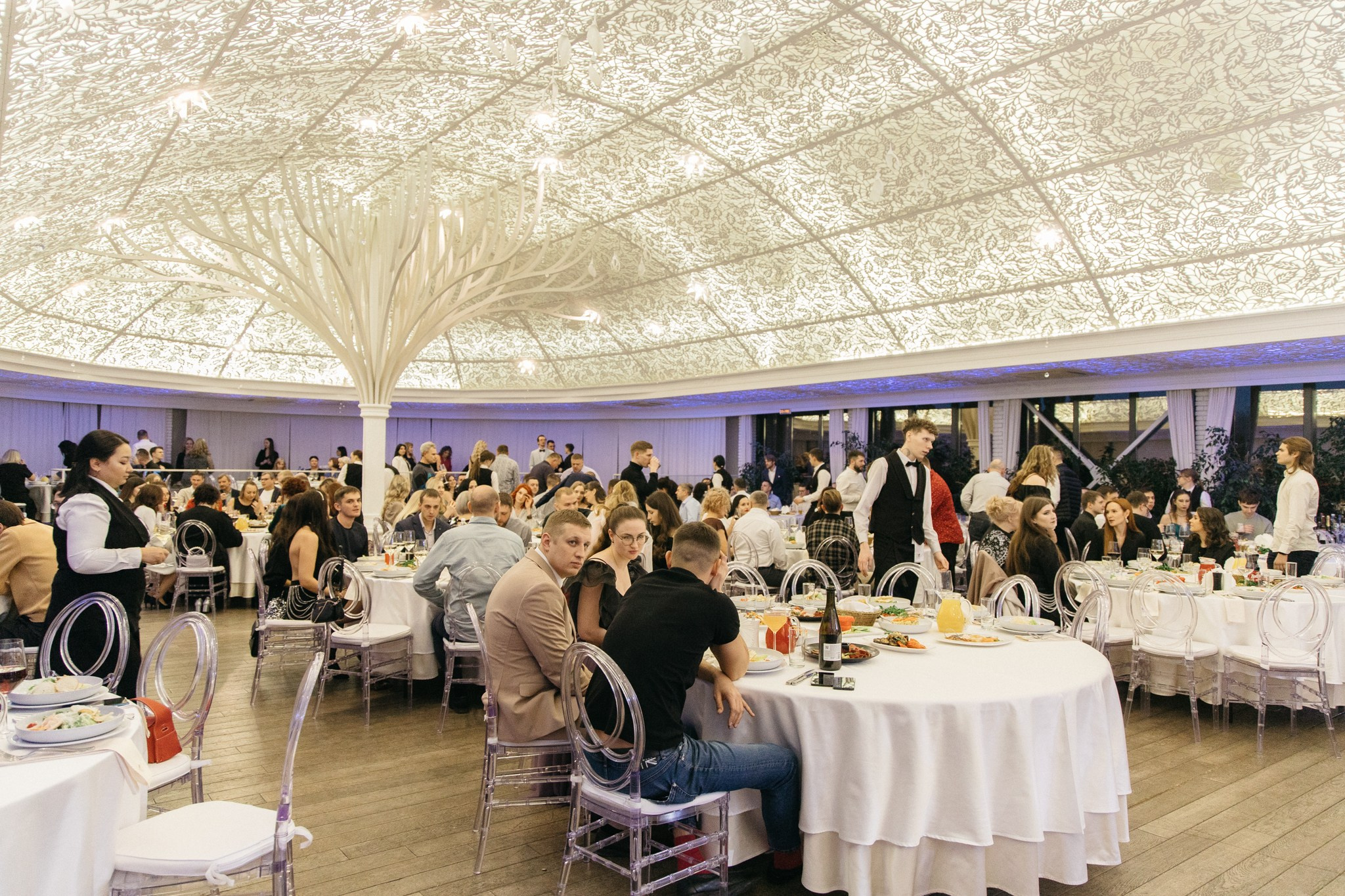 Интрополис. Артём Бачурин — свадебный фотограф Воронеж