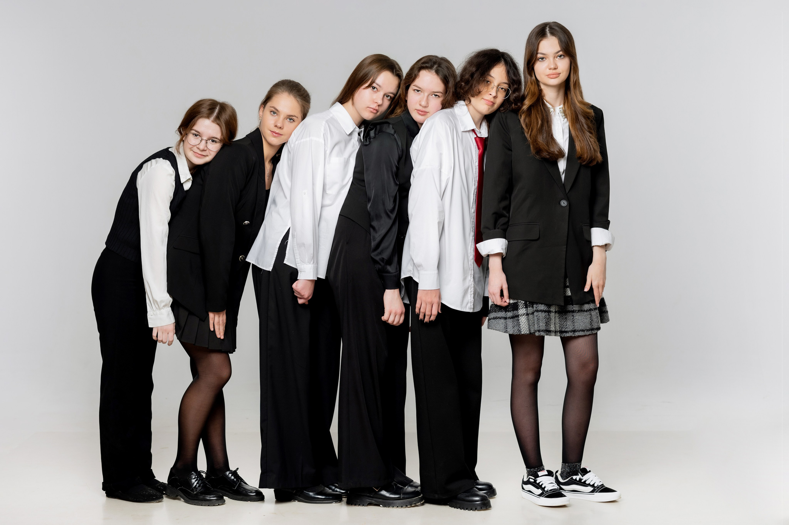 Гимназия 4 Великий Новгород. Выпускные альбомы. Школьный и семейный фотограф Виктория Игнатьева