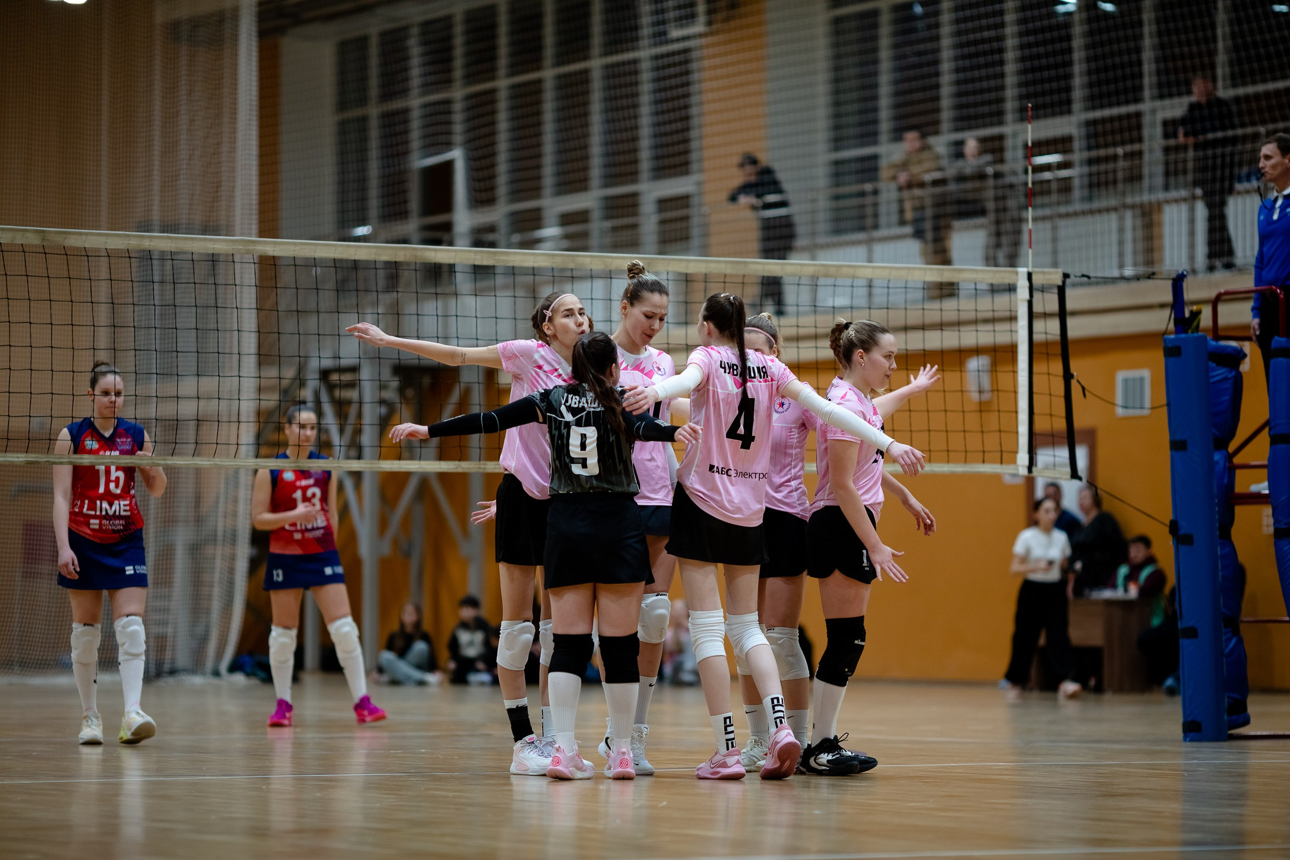 СШ11 — Искра / 2 игра. Фотография