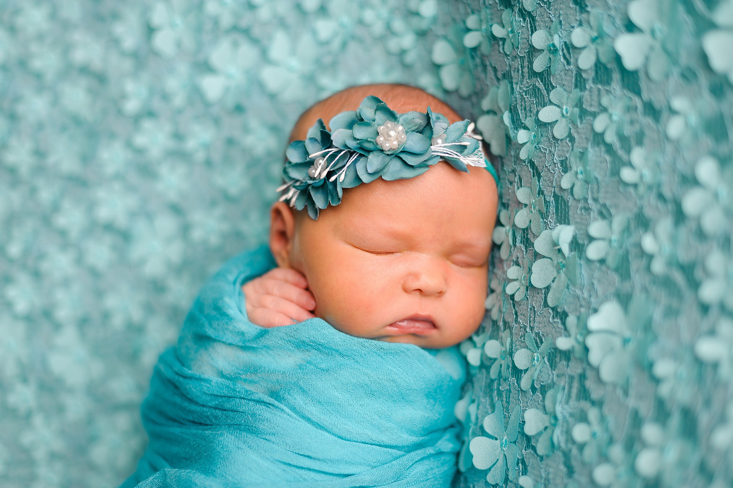 Анюта, 6 дней. Фотограф новорождённых в Йошкар-Оле Ильмира Сидоркина