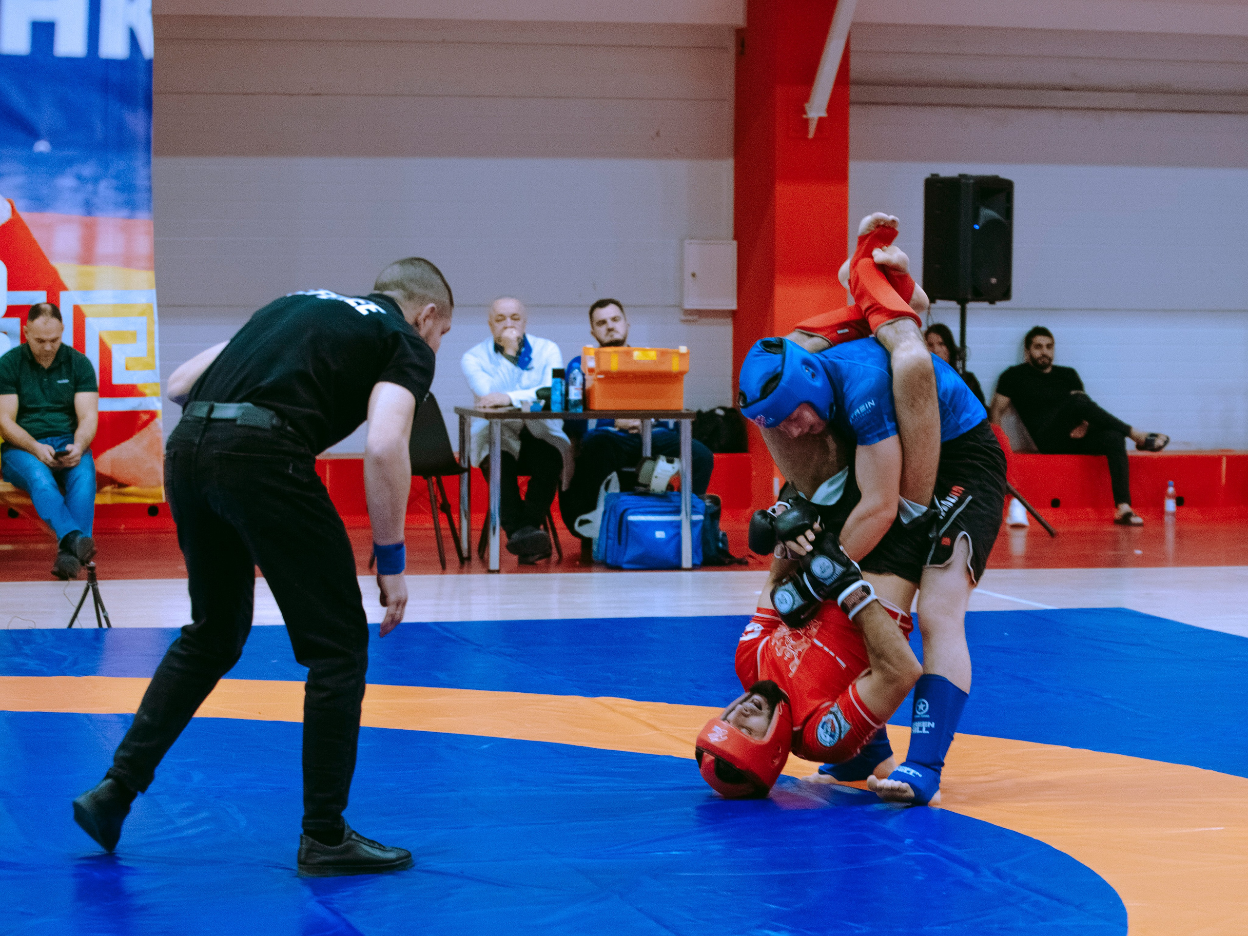 Кубок России по спортивной борьбе панкратион `23. Портретный фотограф в Москве Дарья Цезария