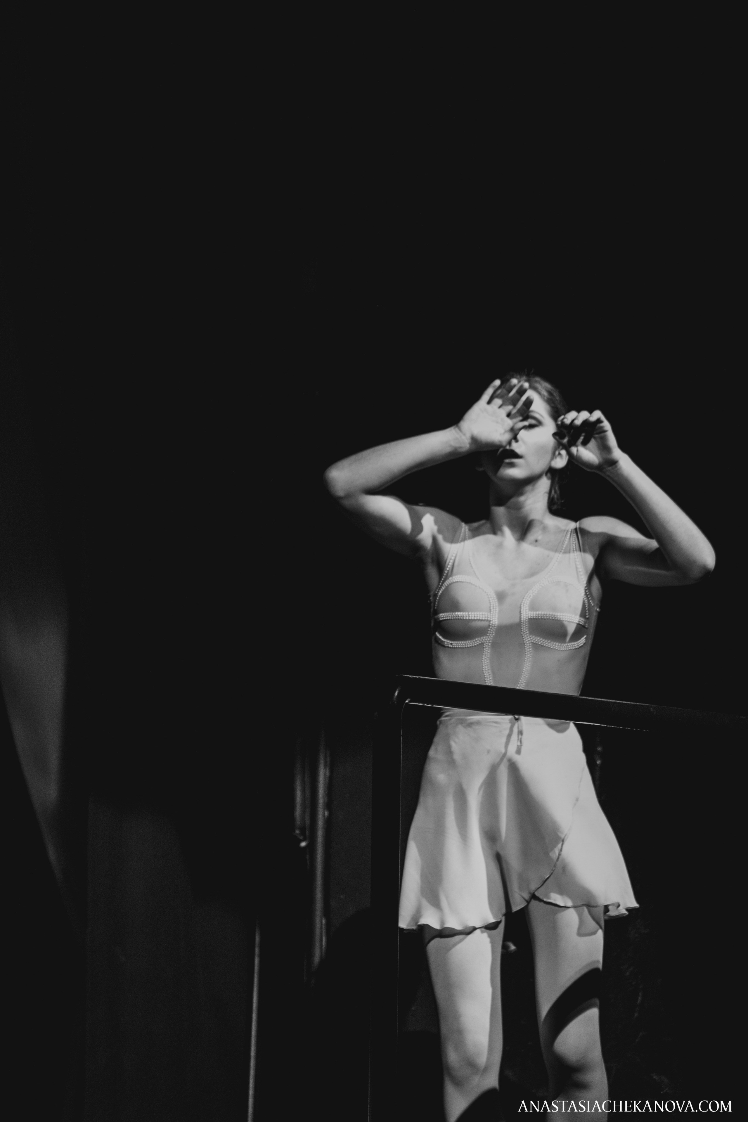 Мне не больно. Театр Луны. 29.04.15. Концертный и бурлеск фотограф Москва