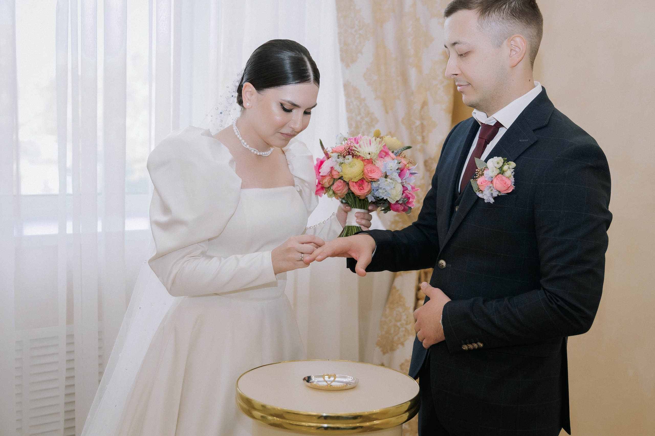 Яна и Святослав. Свадебный день. Свадебная фотография. Арина Рубах