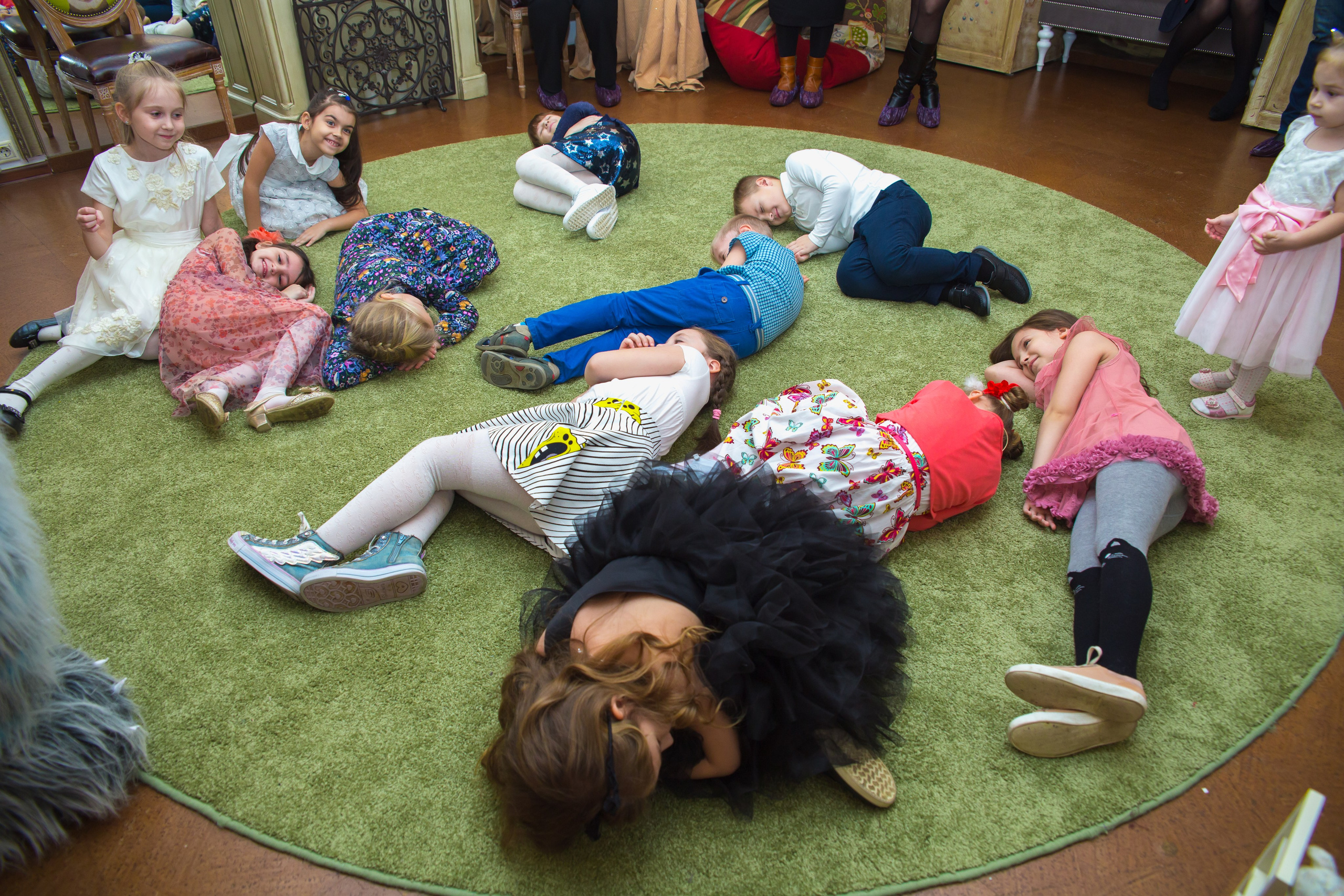 В домике Алисы. Мире 6 лет. Семейный и школьный фотограф в Москве Анна Ткач