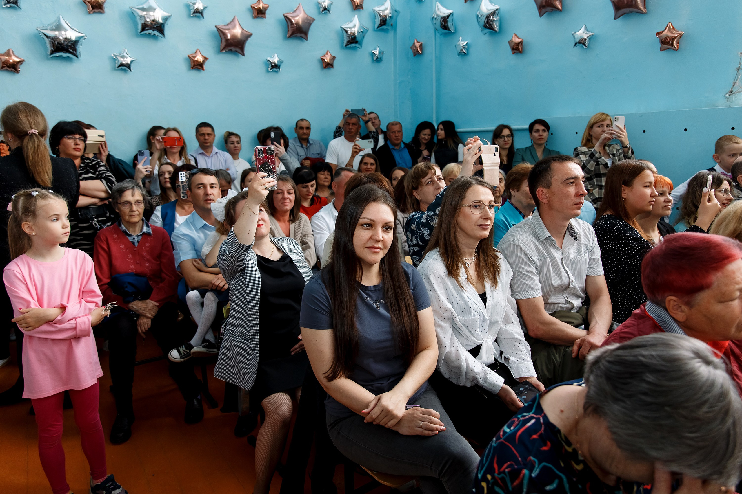 11 класс Последний звонок. Фотограф Любовь Корниенко, Примоский край