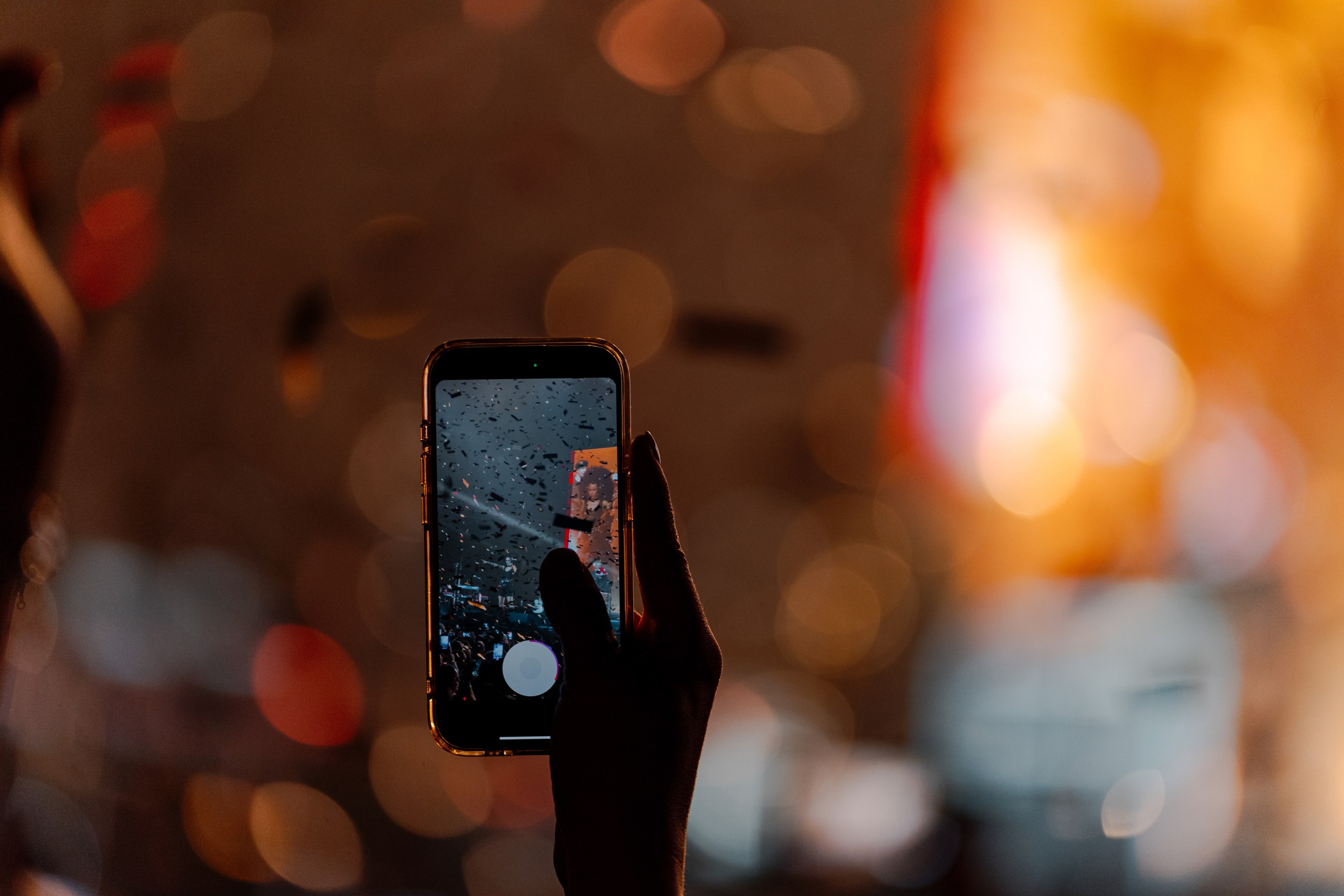 Фотографии с концерта Zivert в Ярославле. Репортажный фотограф в Москве Измалков Артем